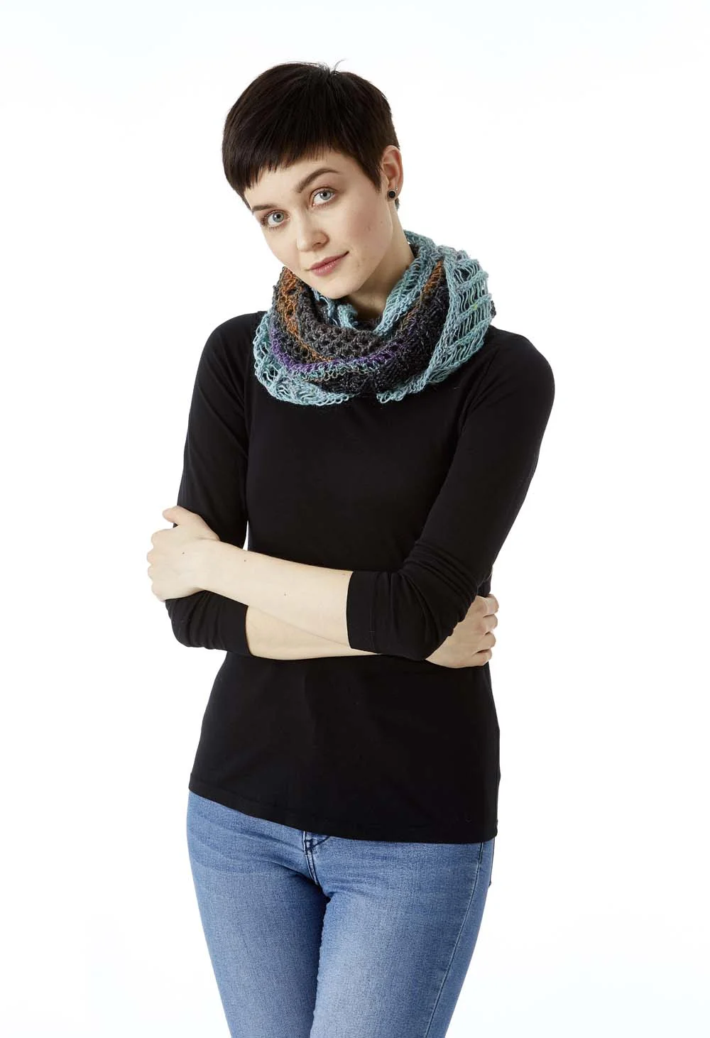 Swinging_cowl_roer_haandstrik_lottekjaerdesign_8a.jpg