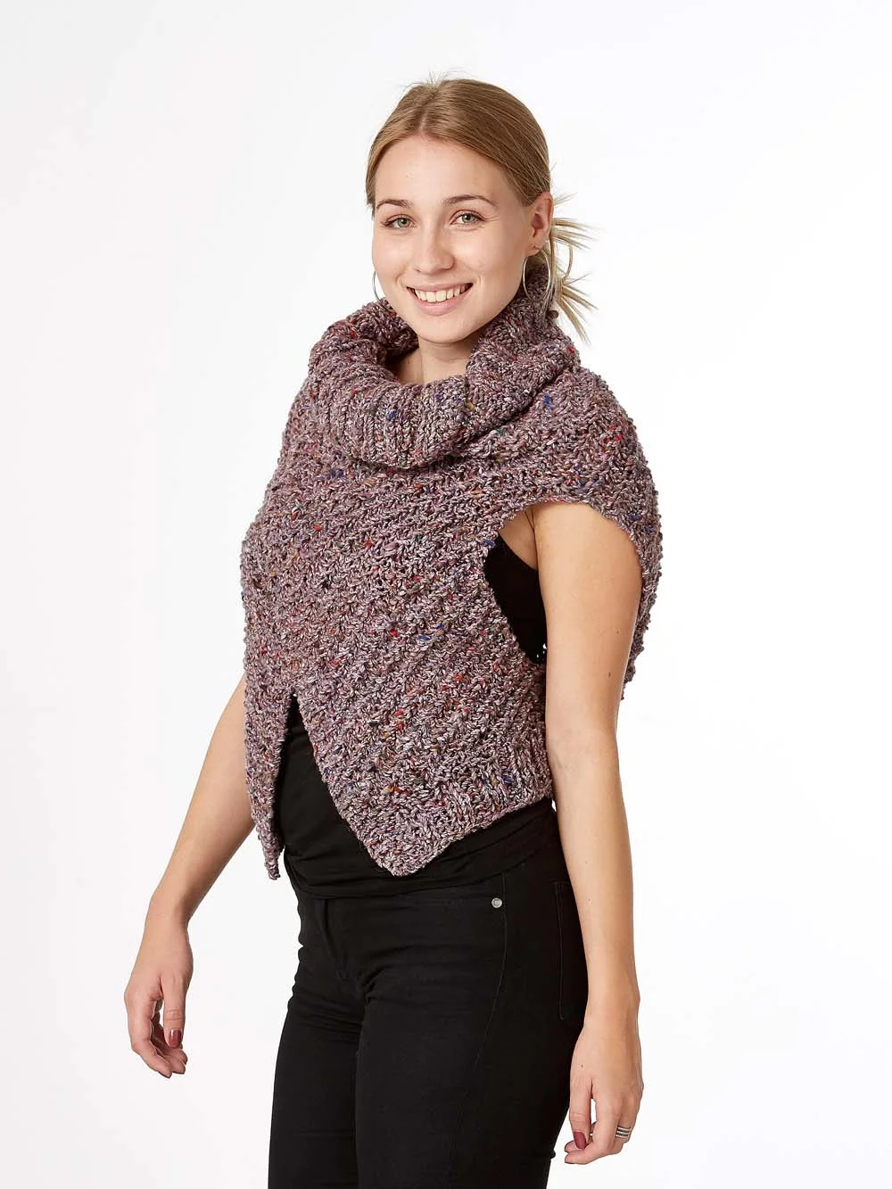 Margitvest_vest_haandstrik_lottekjaerdesign_opned_12a.jpg