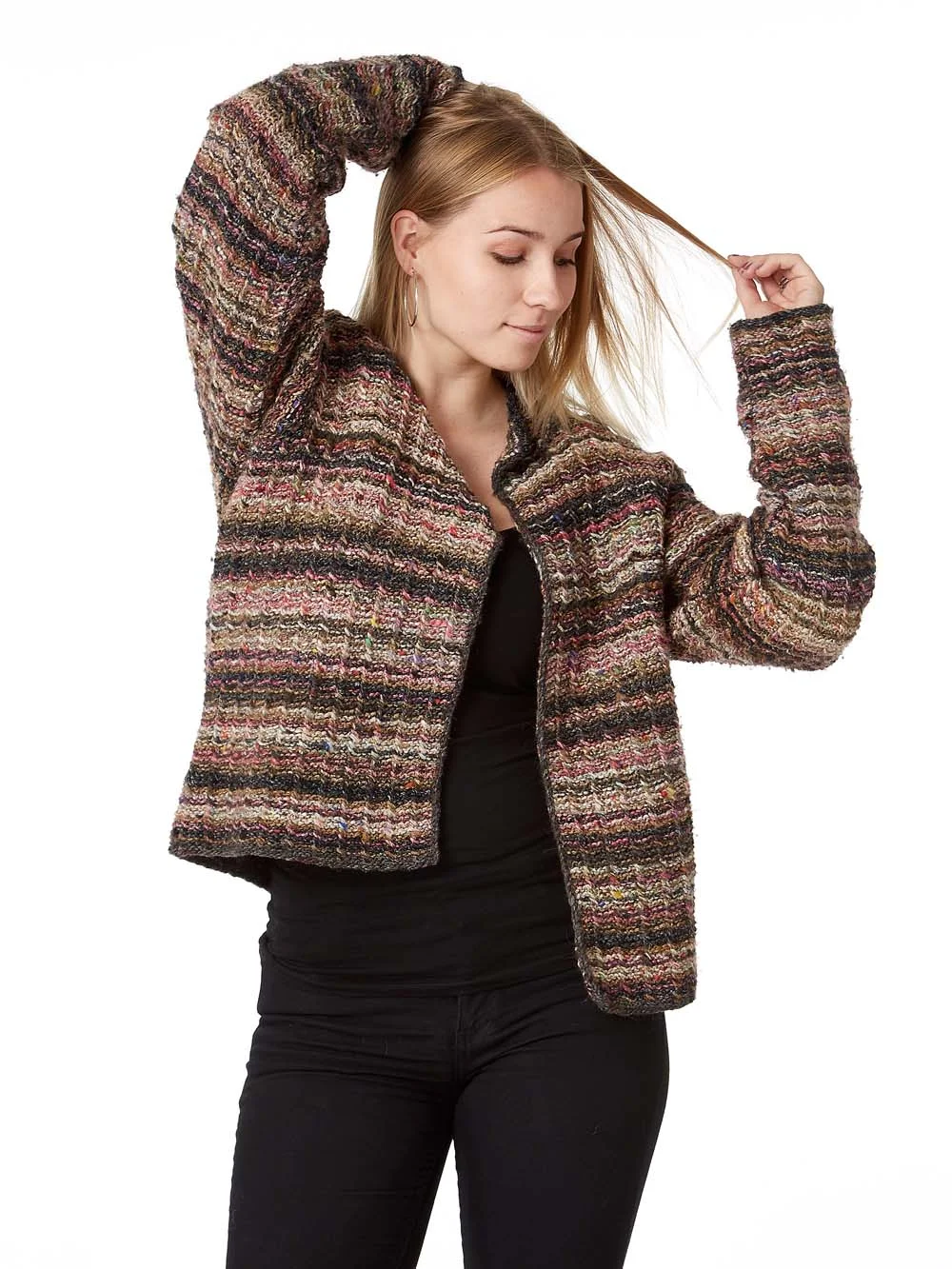 Voksevaerjakke_jakke_haandstrik_lottekjaerdesign_kabutofine_8a.jpg