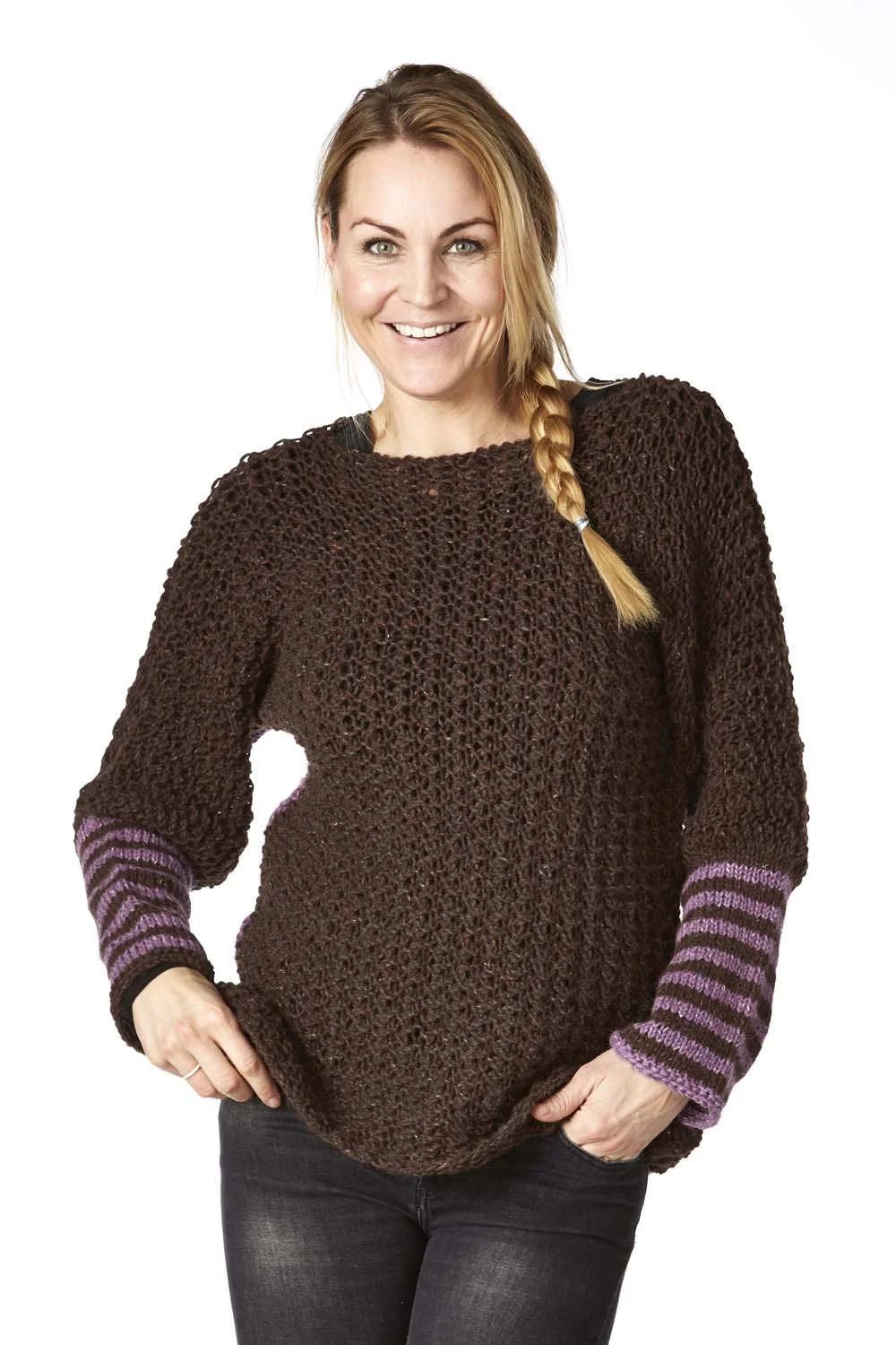 Bolvaerkmedaerme_bluse_haandstrik_lottekjaerdesign_6a.jpg