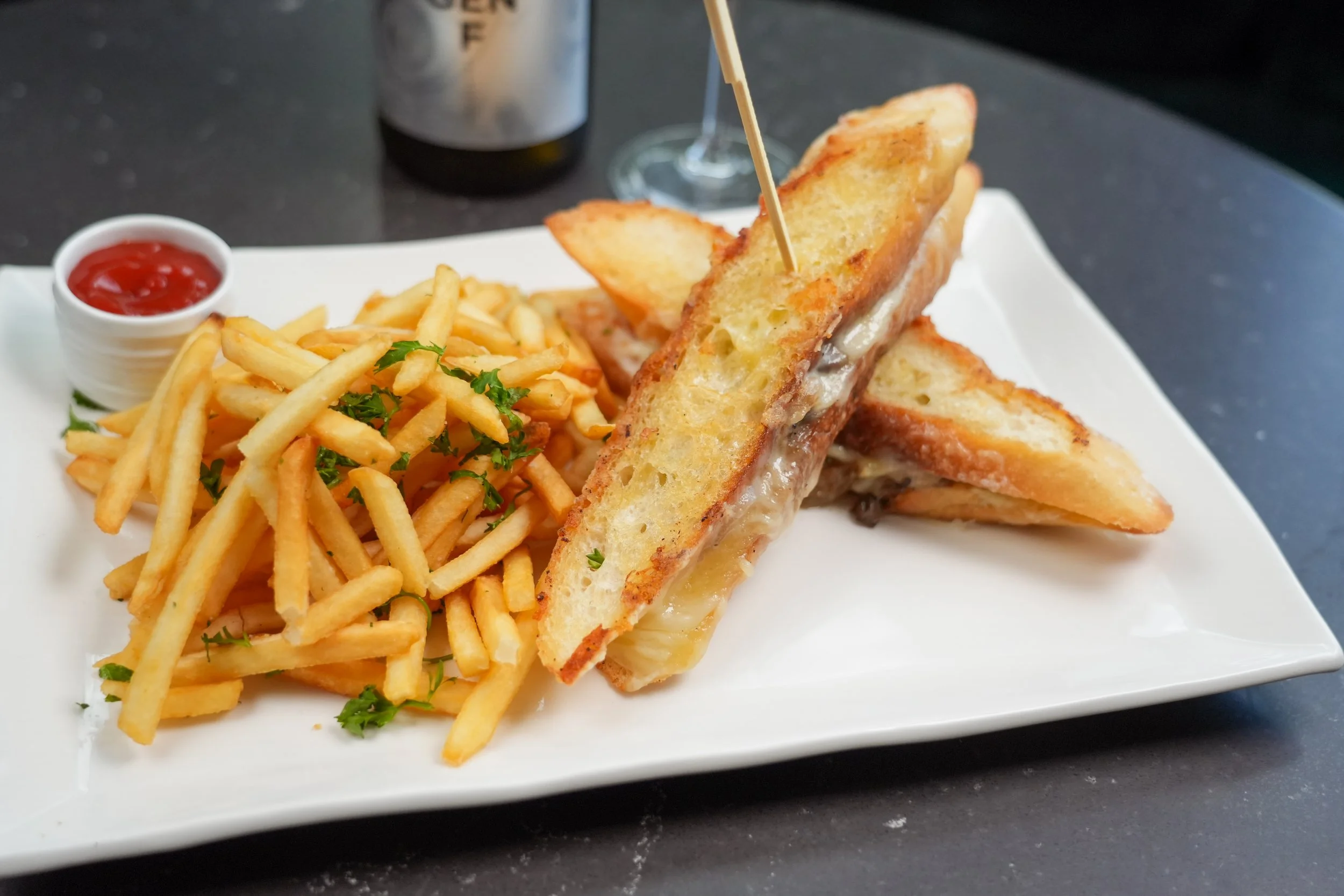 truffle grilled cheese.jpg