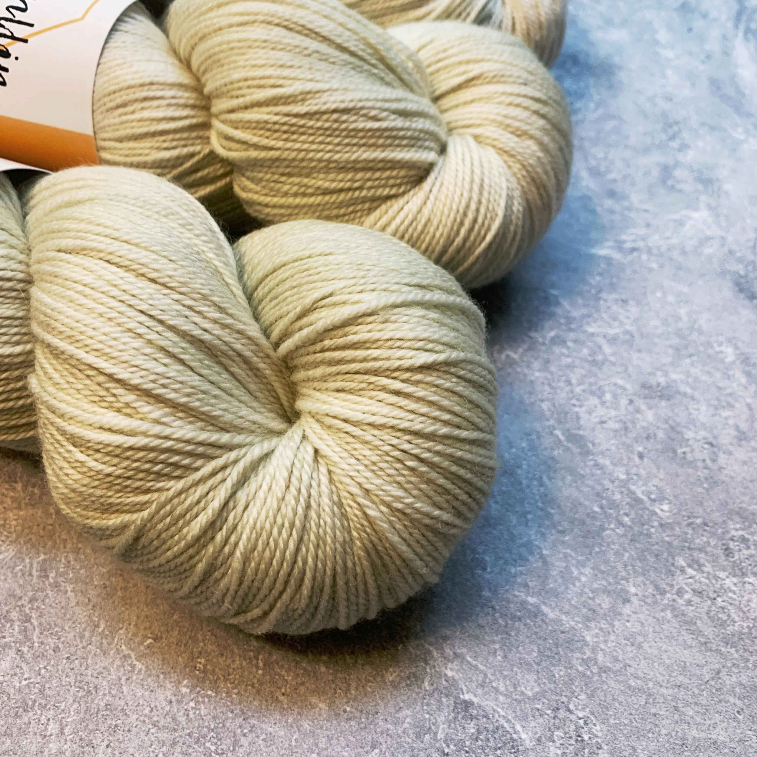 4040FD38-95BA-432C-813B-0B5B7ACEC6AE