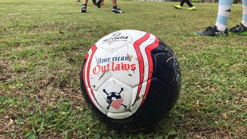Help support us in our effort to donate as many soccer balls to deserving youth organizations around the world and U.S. When you buy one of our Senda soccer balls, we will set one aside to donate to a worthy cause. Buy yours here: https://store.theamericanoutlaws.com/products/2017-ao-soccer-ball-buy-one-donate-one Get involved and request a deserving organization to donate these balls to: korey@theamericanoutlaws.com Past projects: - Fire victims in Bastrop. - Underfunded clubs around the world and around the U.S. - Panama community centers. - SESSI, Colorado Springs Crime prevention . - Camp Independence in St Louis . - Soccer Without Borders in Oakland, CA - Mustard Seed communities in Kingston, Jamaica - Austin police and community centers About SENDA ATHLETICS Senda makes top quality soccer balls in a socially responsible way. All of their balls are Fair Trade certified, which means better livelihoods, no child labor, and improved working conditions for ball makers. The American Outlaws have partnered with Senda to create a limited-edition AO ball, and for every ball sold one is donated to underprivileged kids in need.