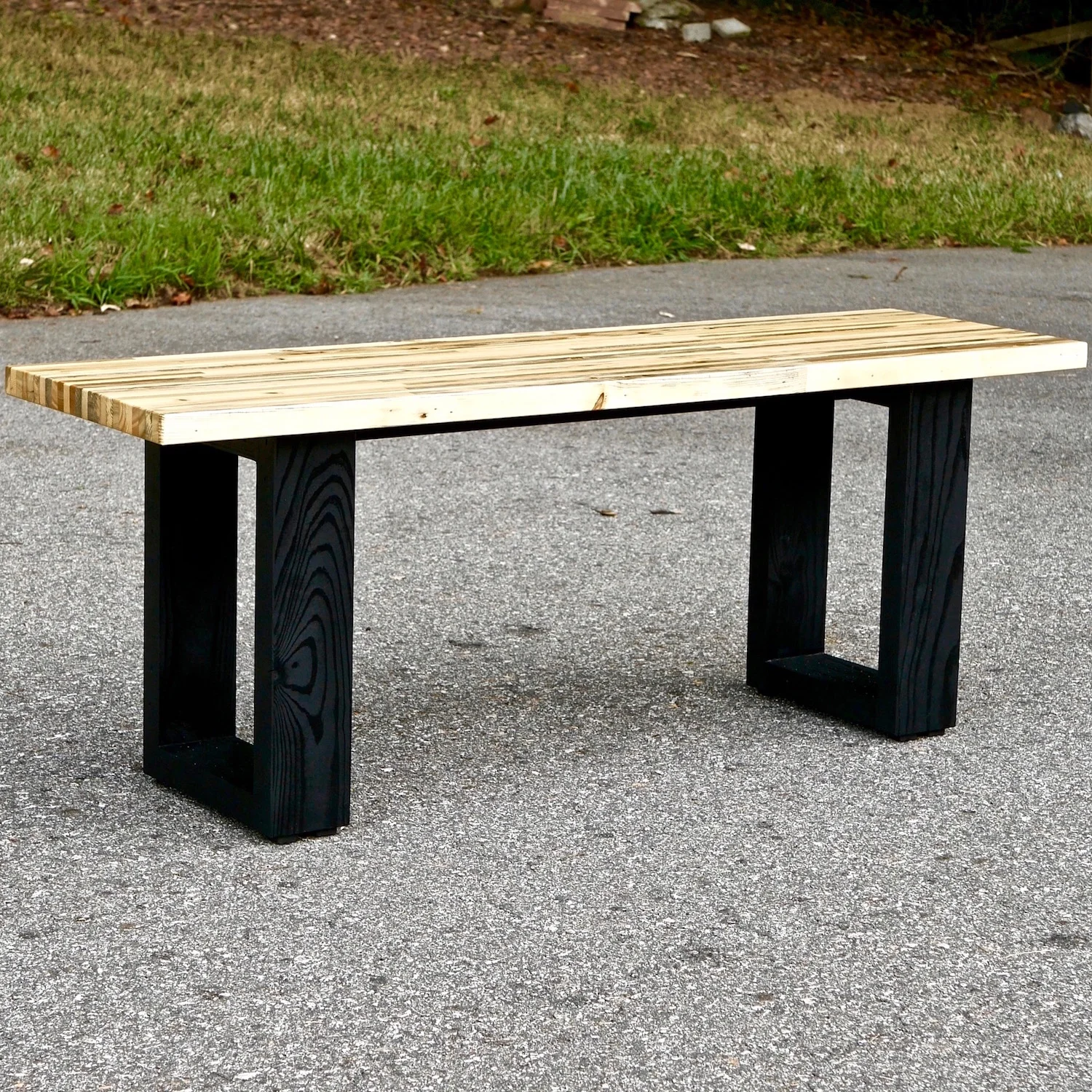 How To Build A Modern Pallet Wood Bench