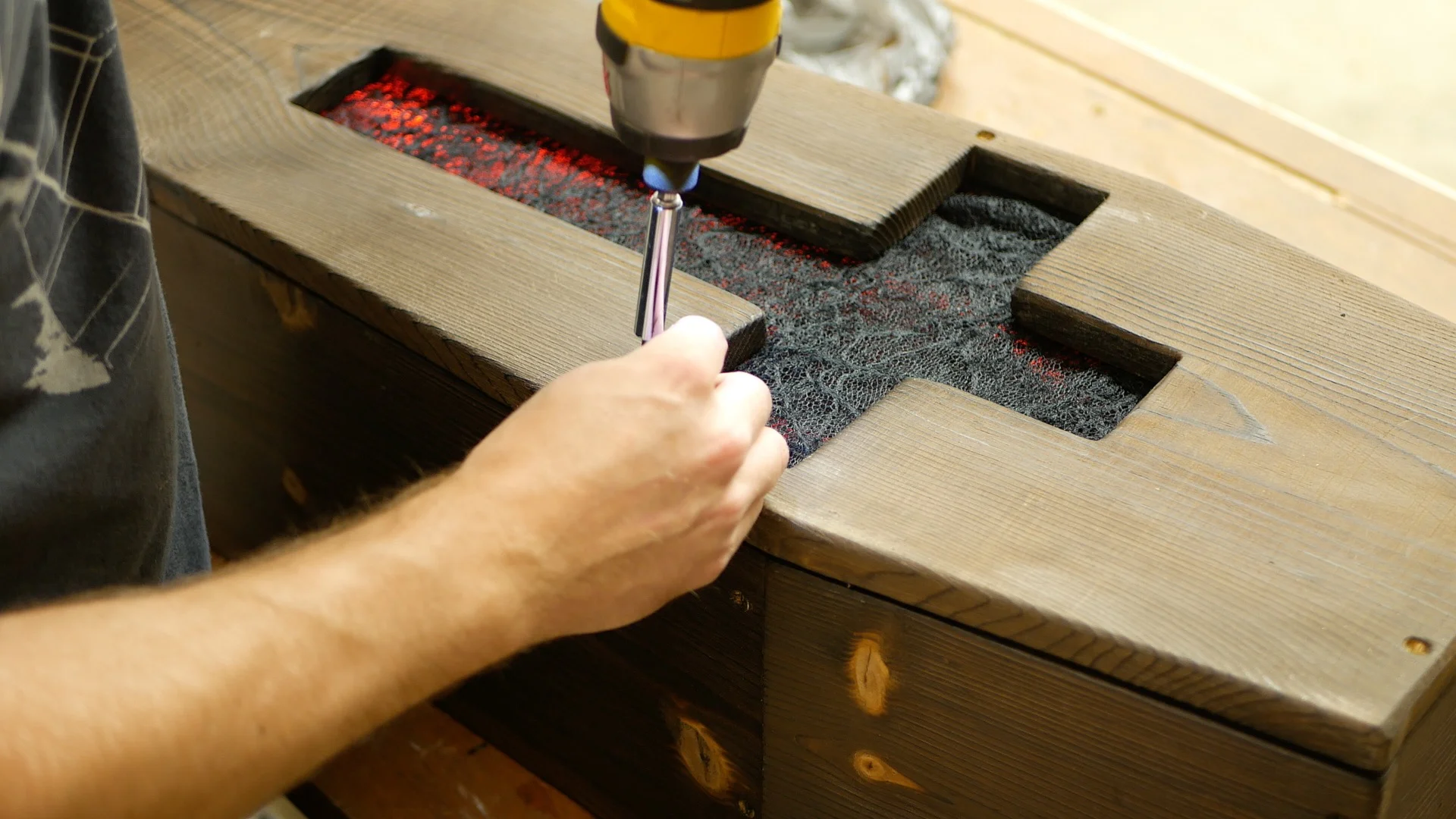diy coffin halloween decorations