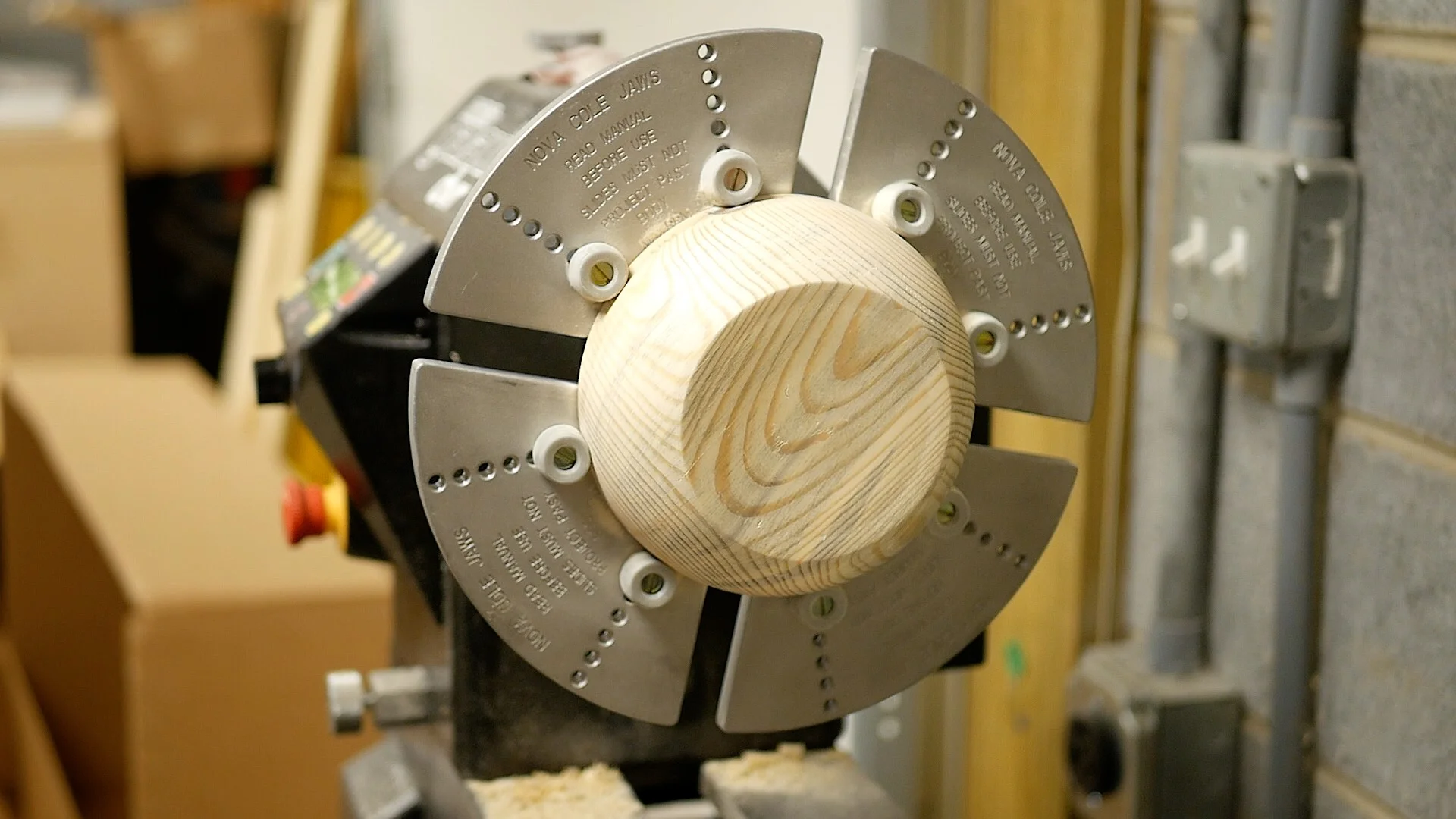 woodturning Log To Bowl sand bottom of bowl