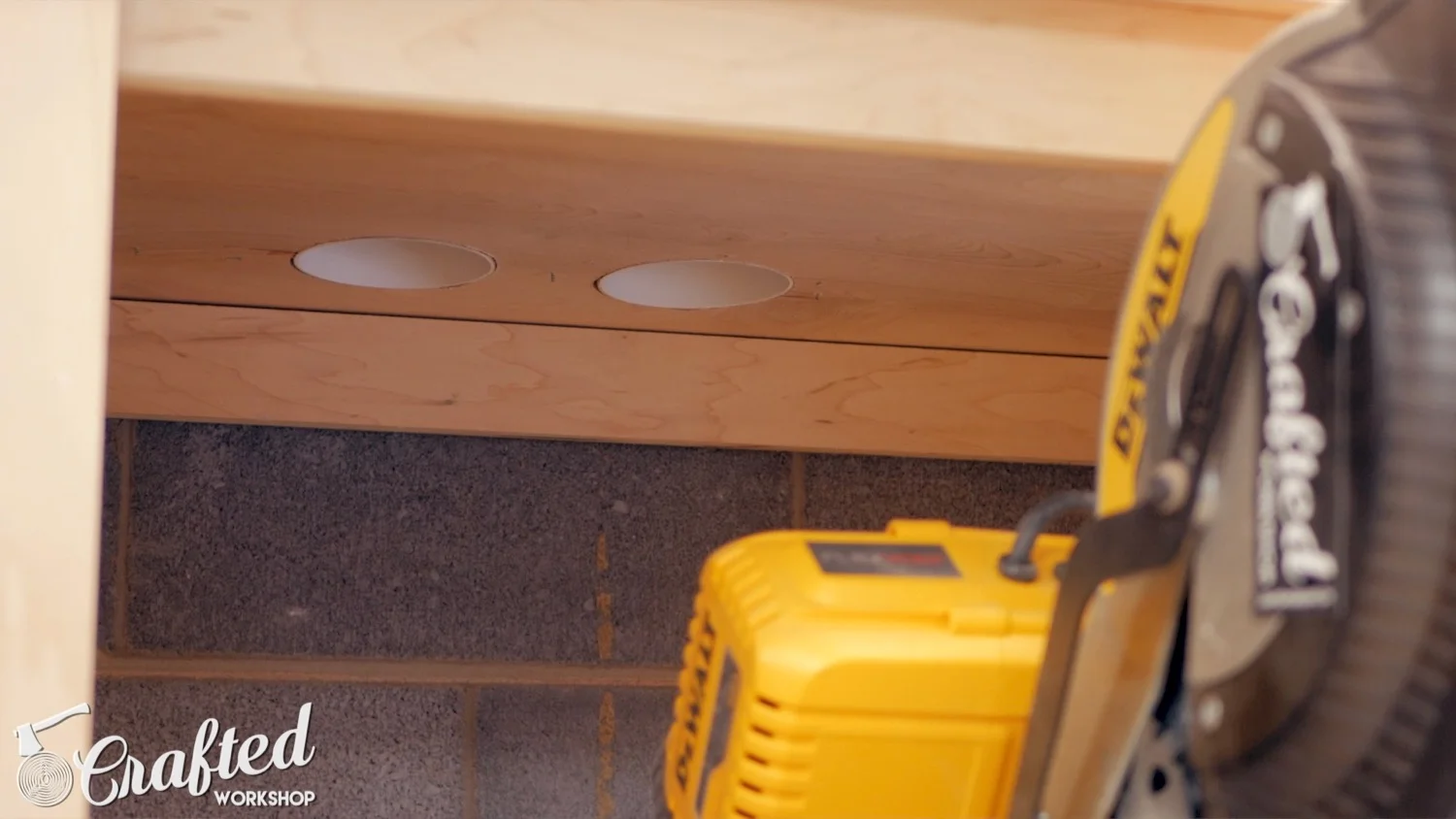 dust ports in miter saw station