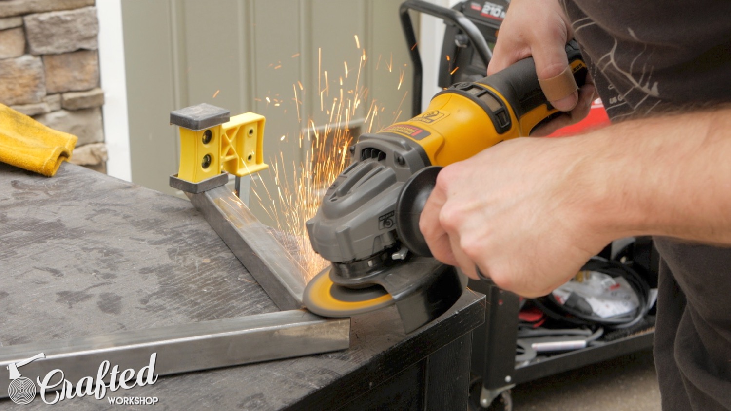 grinding welds with dewalt flexvolt grinder