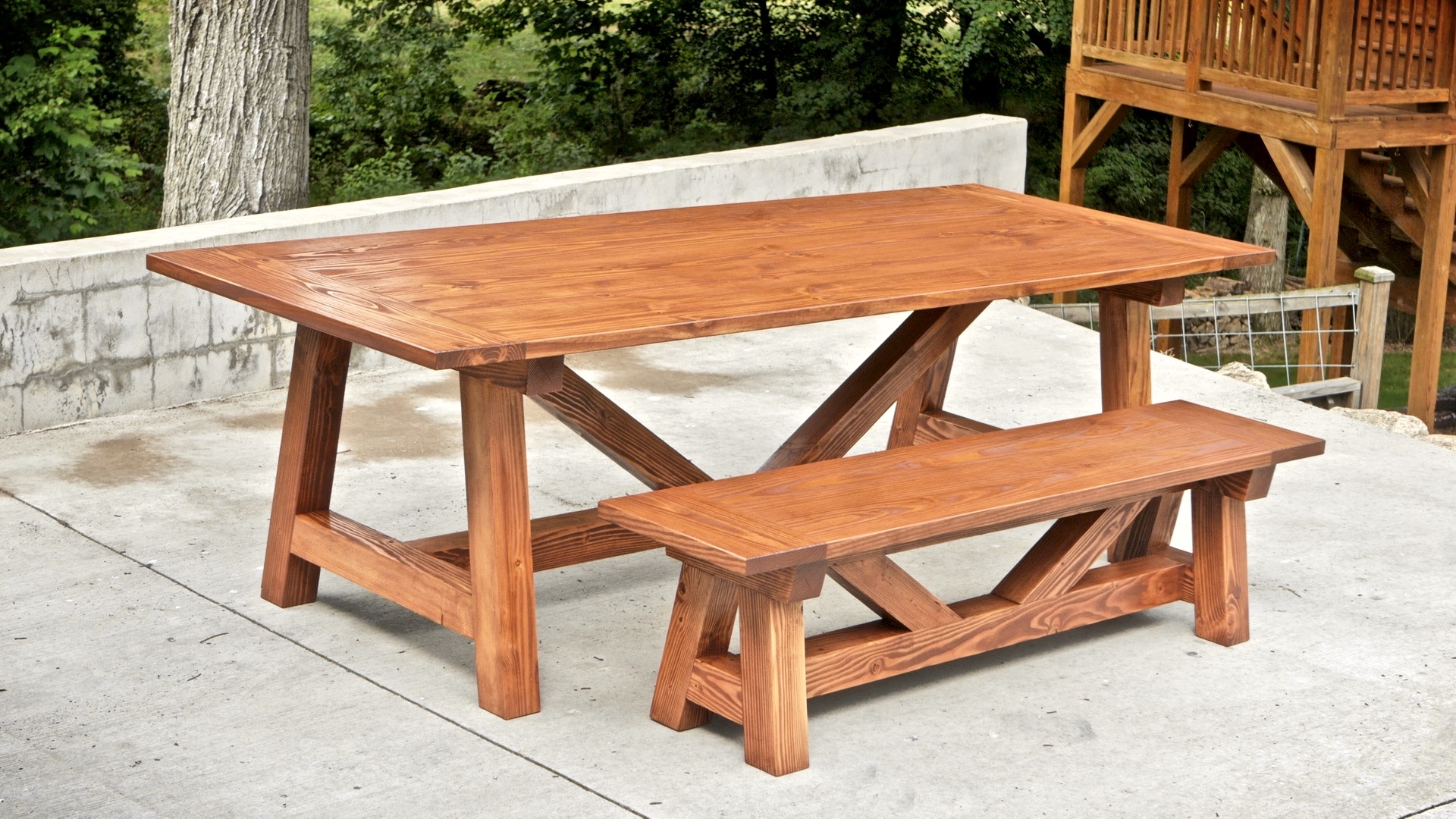 How To Build A Farmhouse Table and Benches For $250