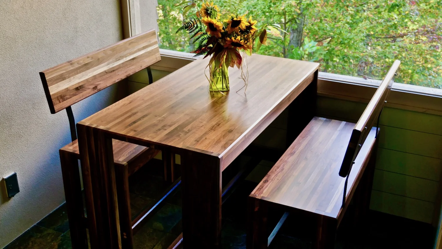 How To Build A Modern Dining Table and Benches
