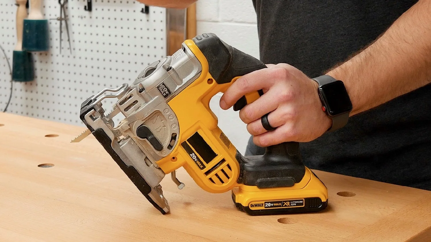 woodworking tools for beginners jigsaw
