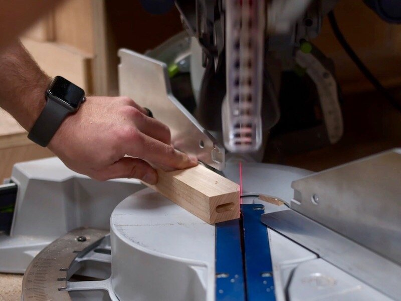 60 degree cut on the miter saw