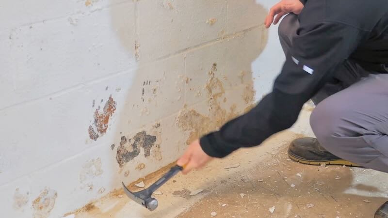 Removing old paint from concrete