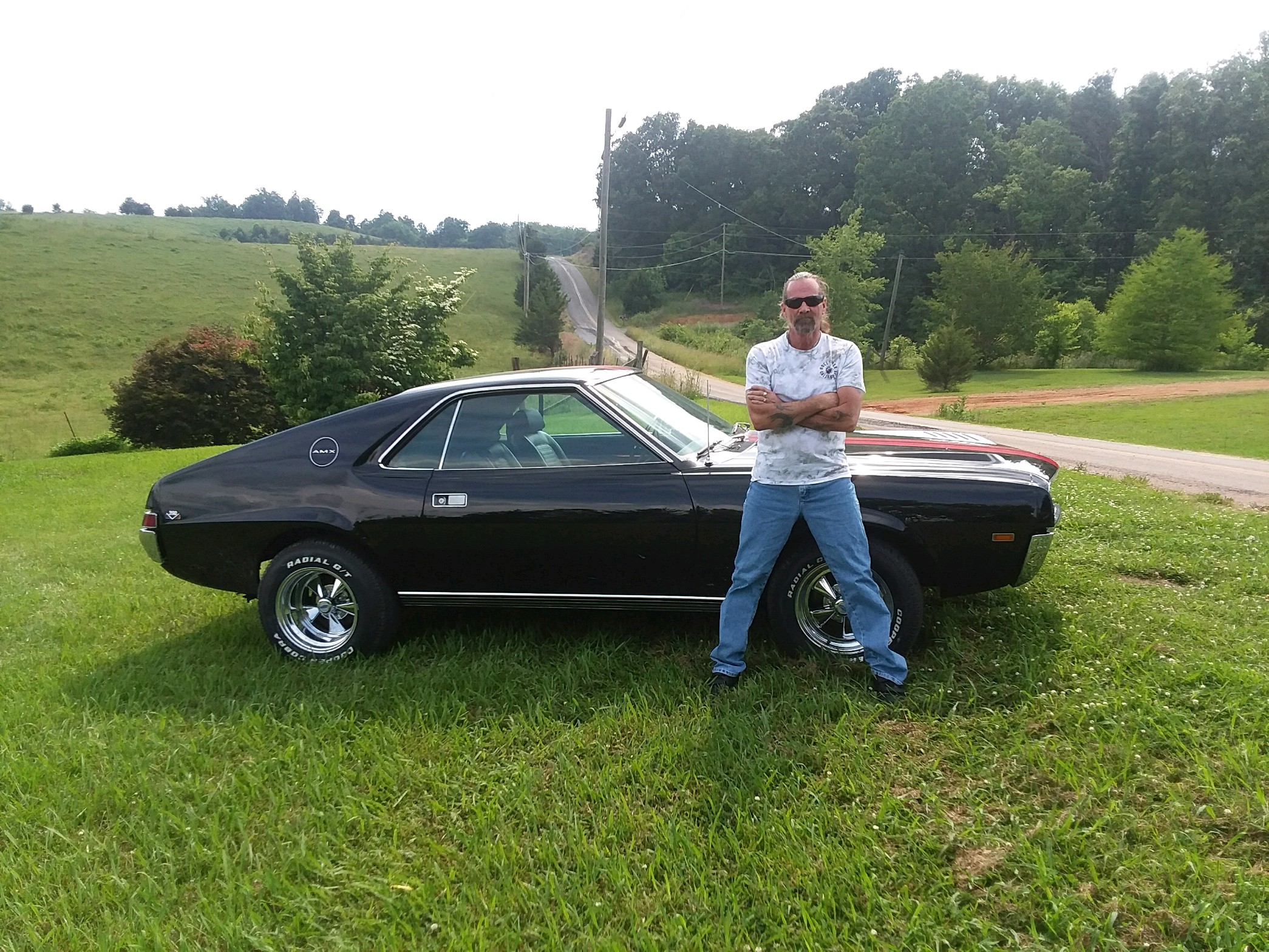 Harry's 68' AMX V8