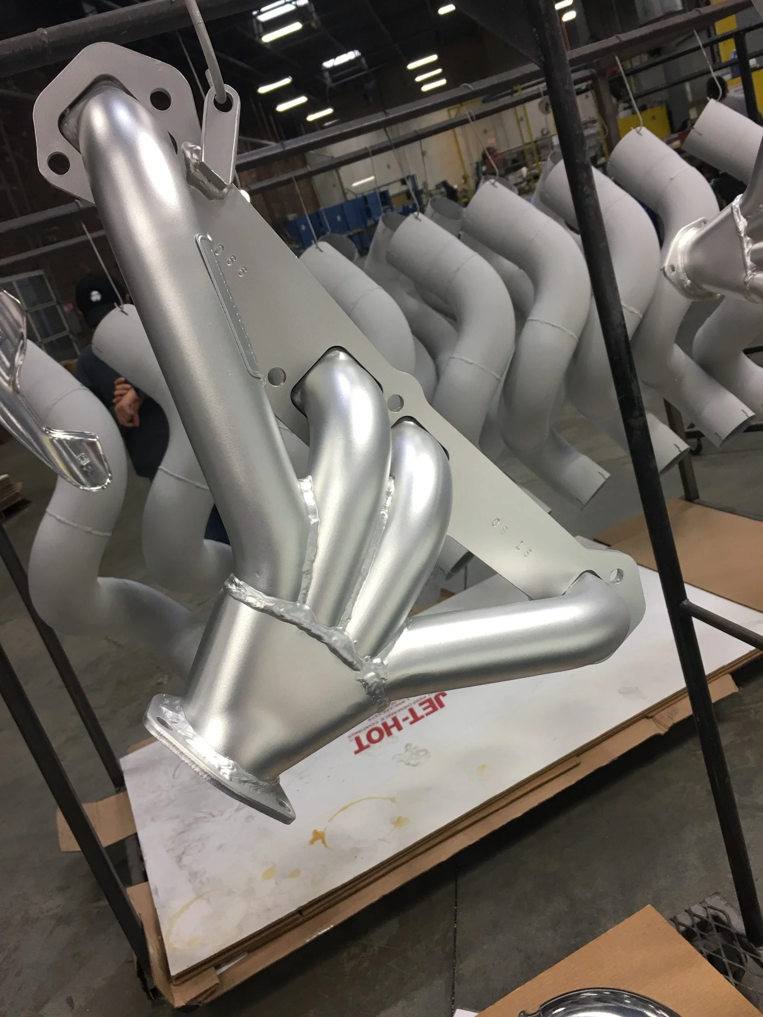 Header in 1300S Satin Silver