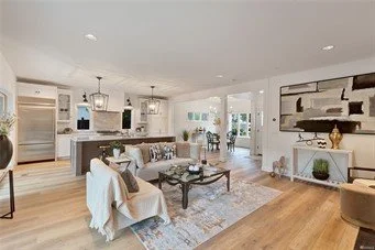 frontroom kirkland LD.jpeg