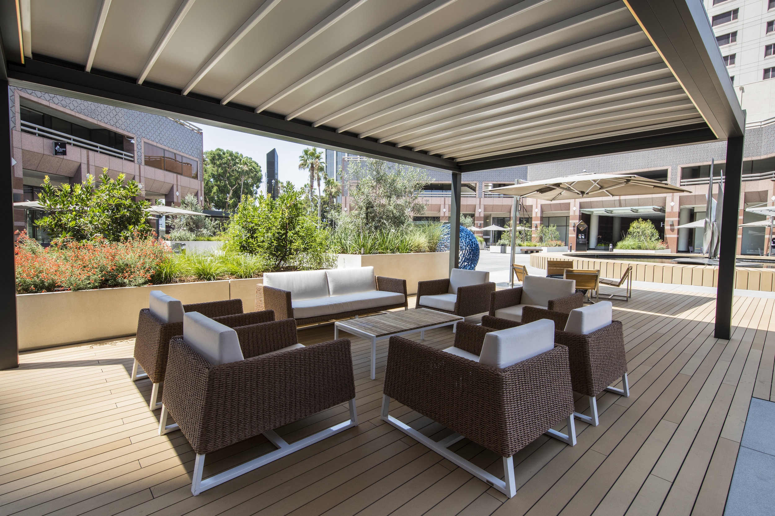 Outdoor Seating.jpg