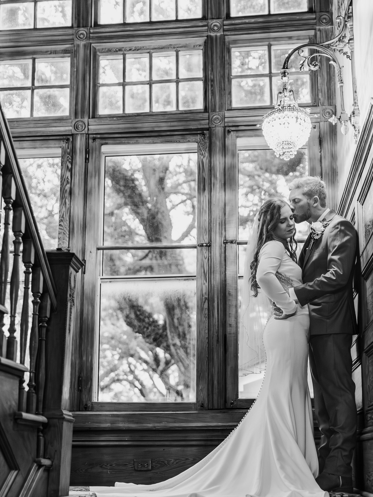 Love is in the air in 2026&hellip;congratulations to all the newly engaged couples out there! We look forward to hosting your big day and have some openings in the &lsquo;26/&lsquo;27 season. 

Woodside offers exclusive use of the grounds and Lodge f