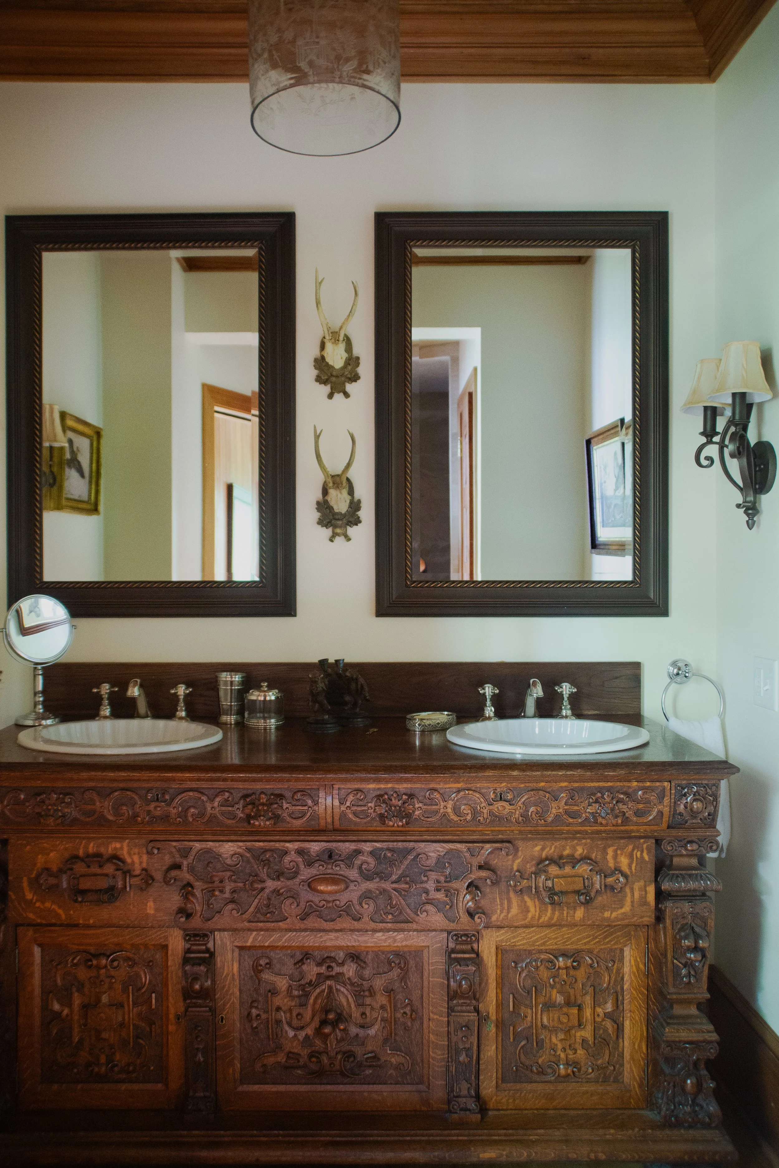 20250605_masterbath001HR.jpg
