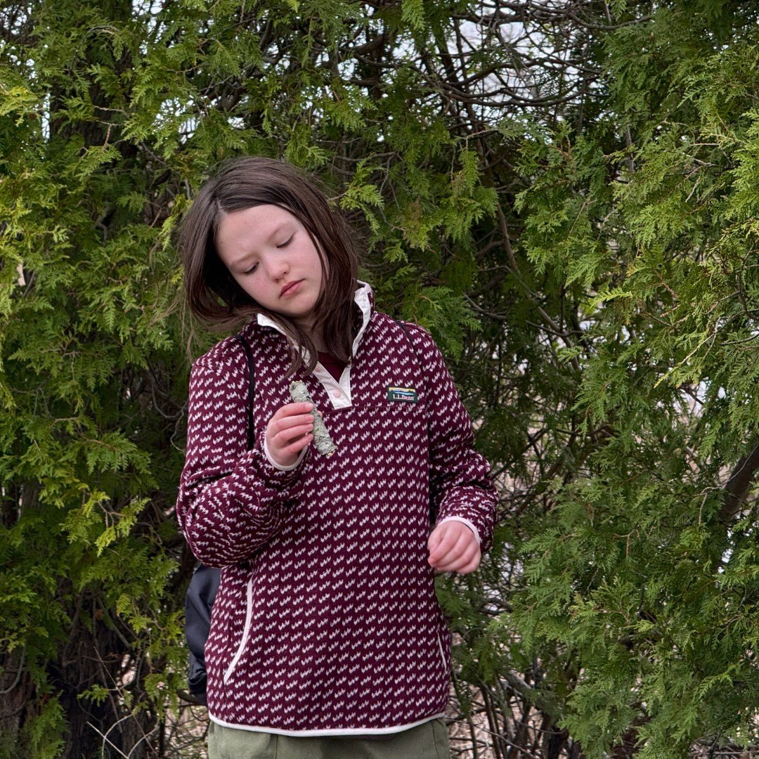 Happy Earth Day from all of us at Youth Opportunities Unlimited! 🌎

During our April Vacation Programming, participants headed outside to connect with nature and reflect on the question: "How does nature inspire your creativity?" ✨

On the