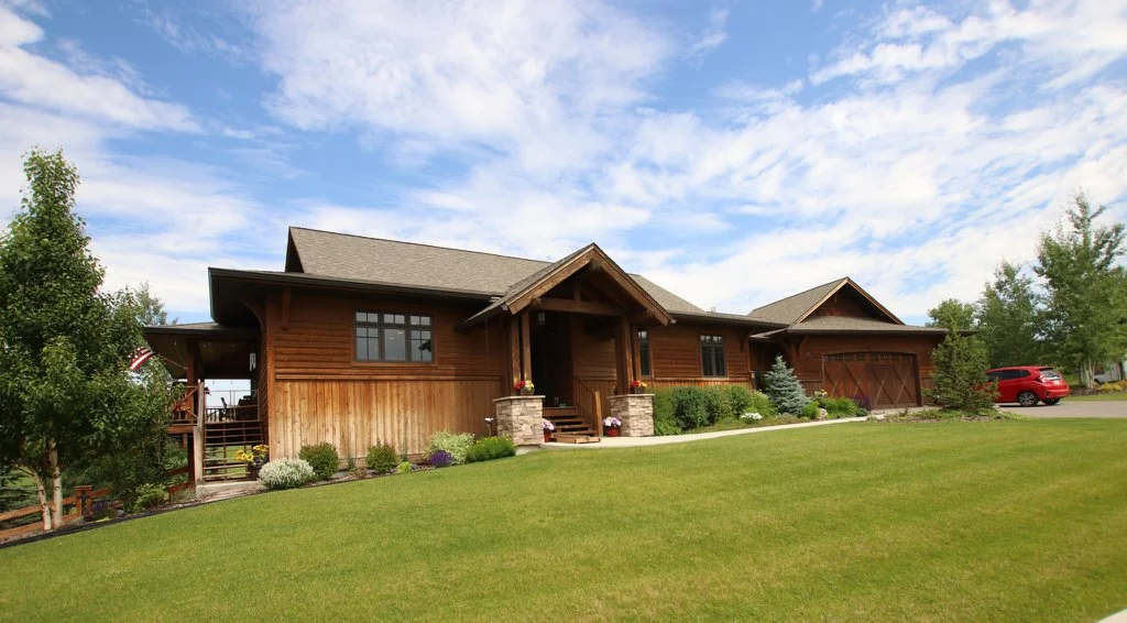 Home for a few months in Bozeman, Montana | Photo Credit: C. Starns / C. Grave