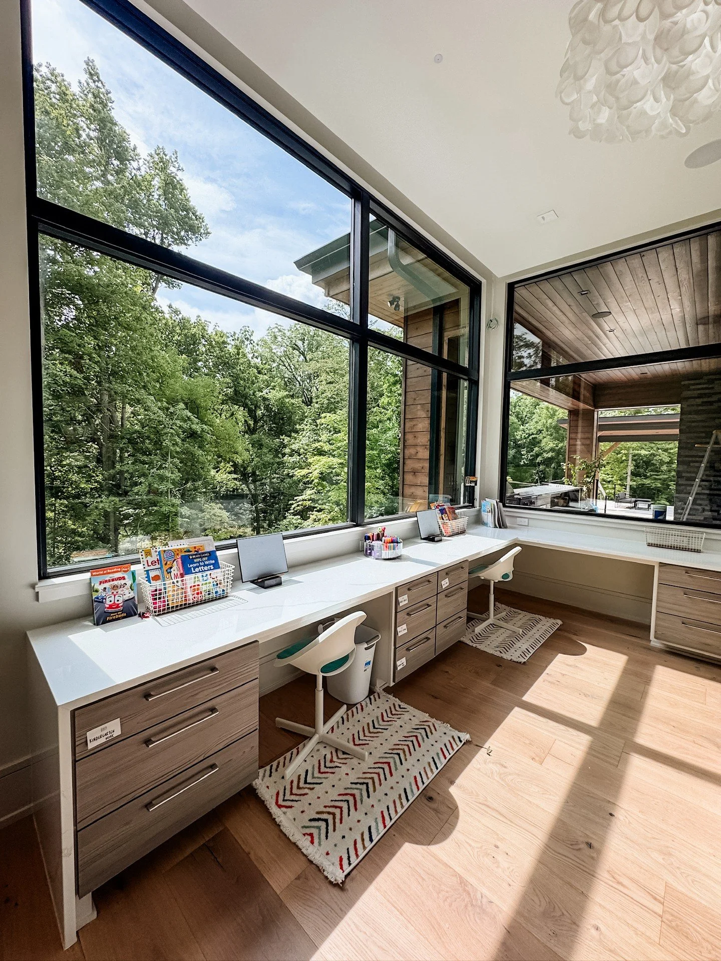 Homework, but make it dreamy. 💭 ☀️ 

How could you not dream, doodle, or debate your way through homework here?