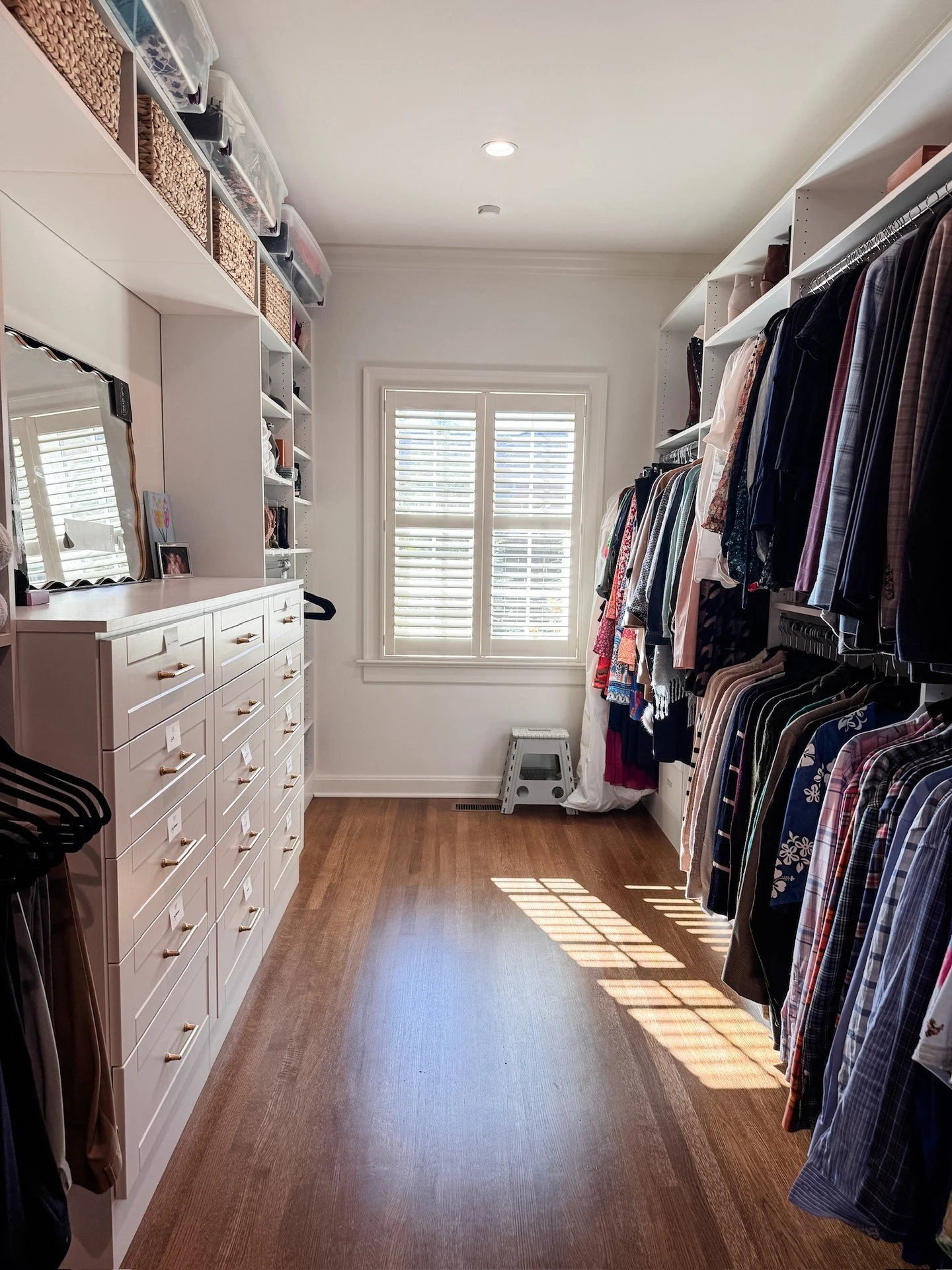 Is there anything better than the sun peeking through on a perfectly organized space? We think not! 

If your space isn't bringing you joy (sun or not!) we are on a mission to change that! 

Looking for a little spring cleaning help? Head to the link