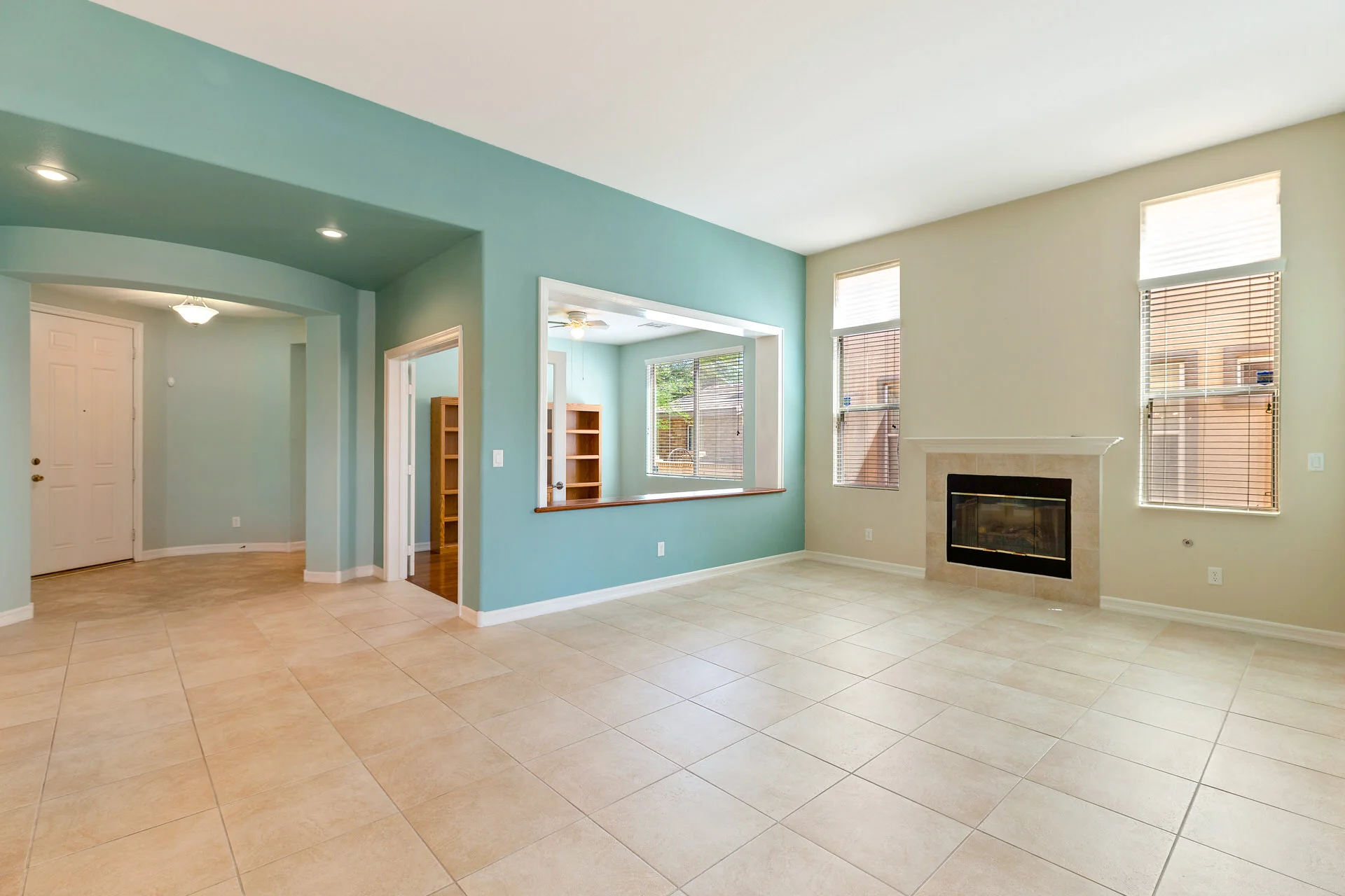8465brackenfieldave-106.jpg