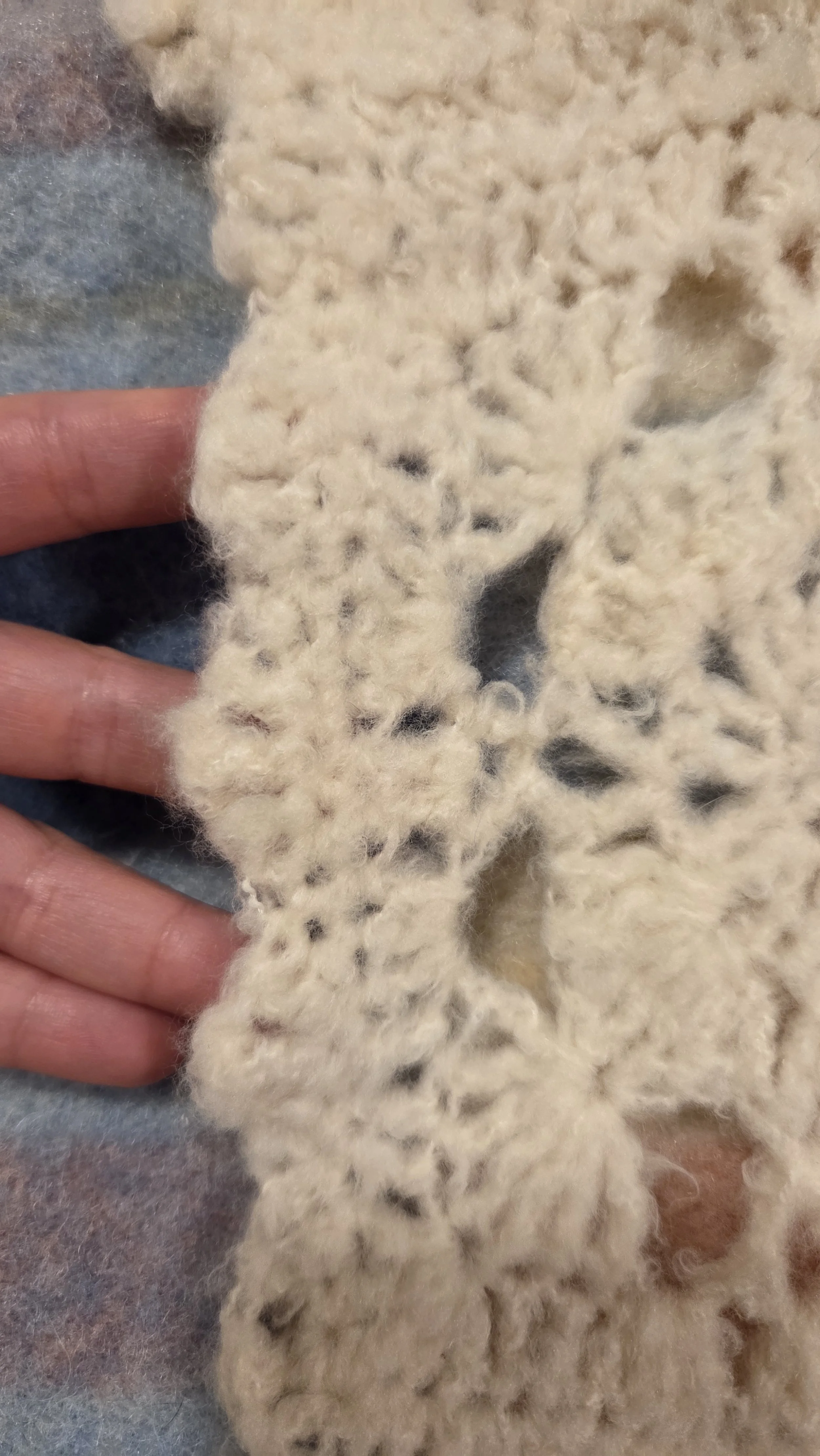 ruffle edge lumi scarf.jpg