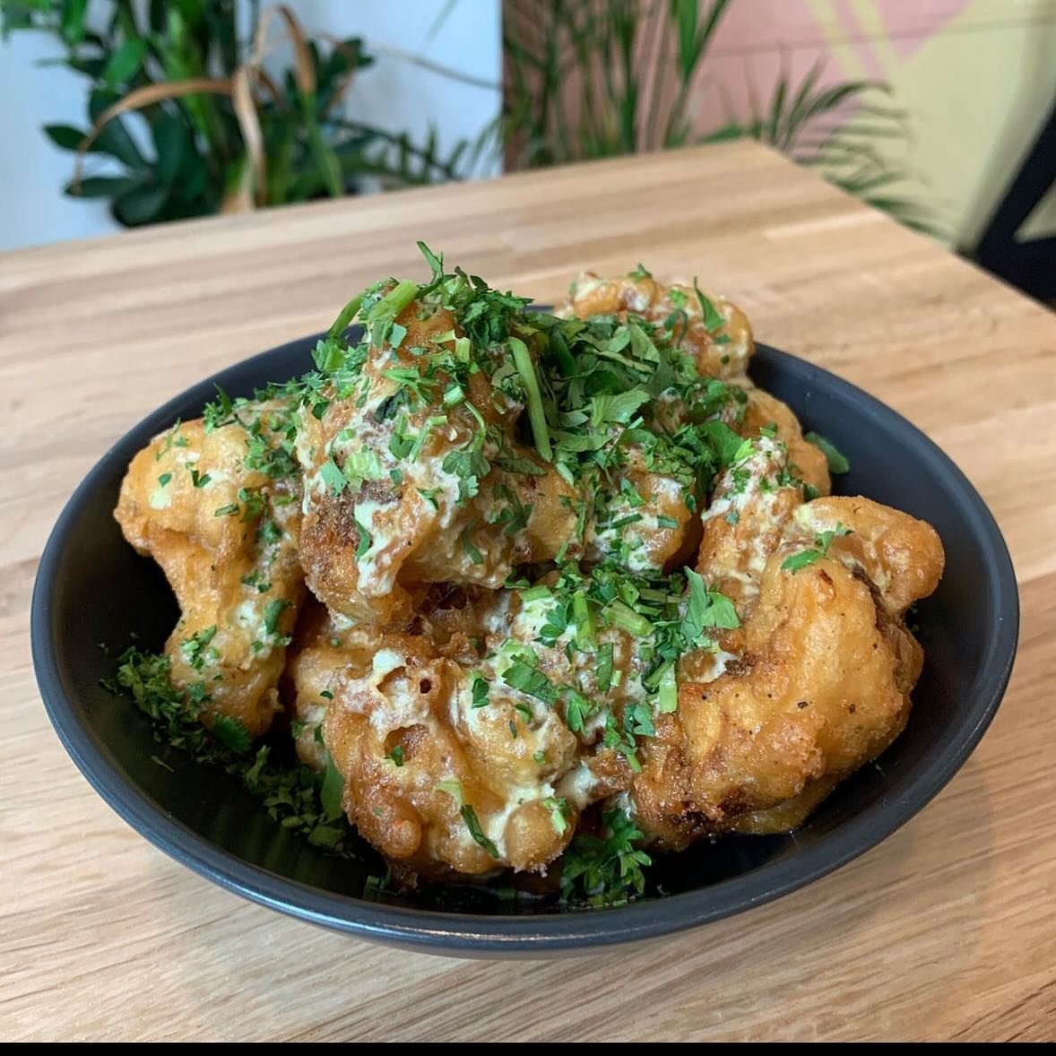 We don't have favorites but, there's always room for the crispy cauliflower with tahini sauce. 

A crunchy outside finished with a smooth (and mildly spicy) tahini sauce. And did we mention all vegan? 😋
#neighborhoodeats #merakitchencollective