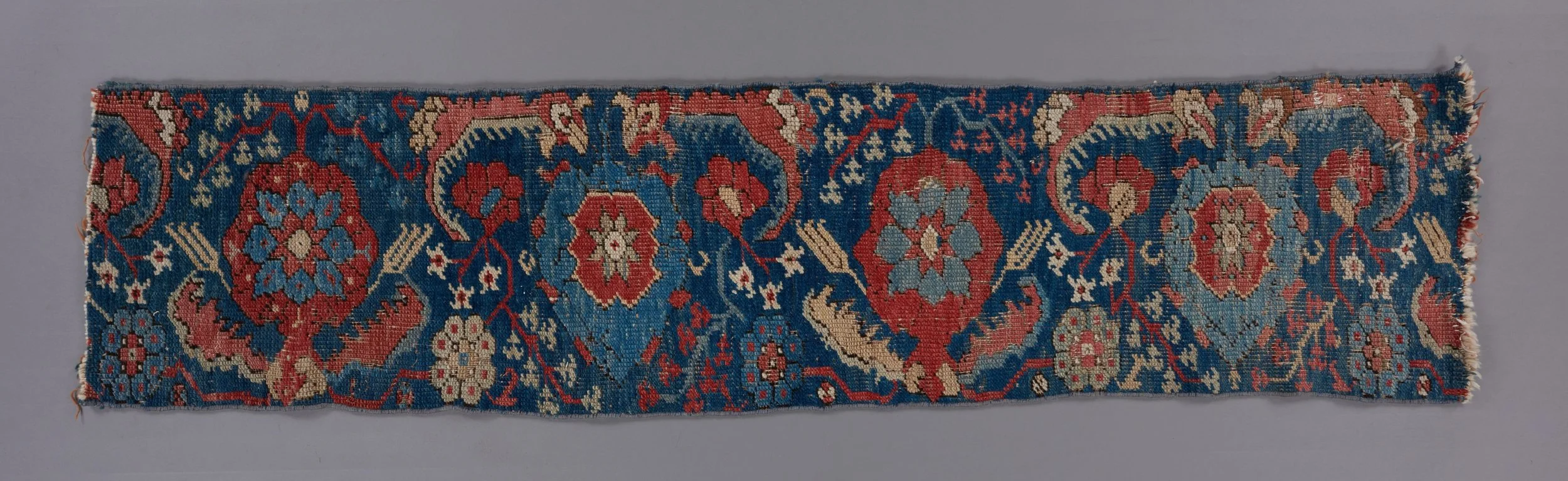 17th century Oushack border fragment
