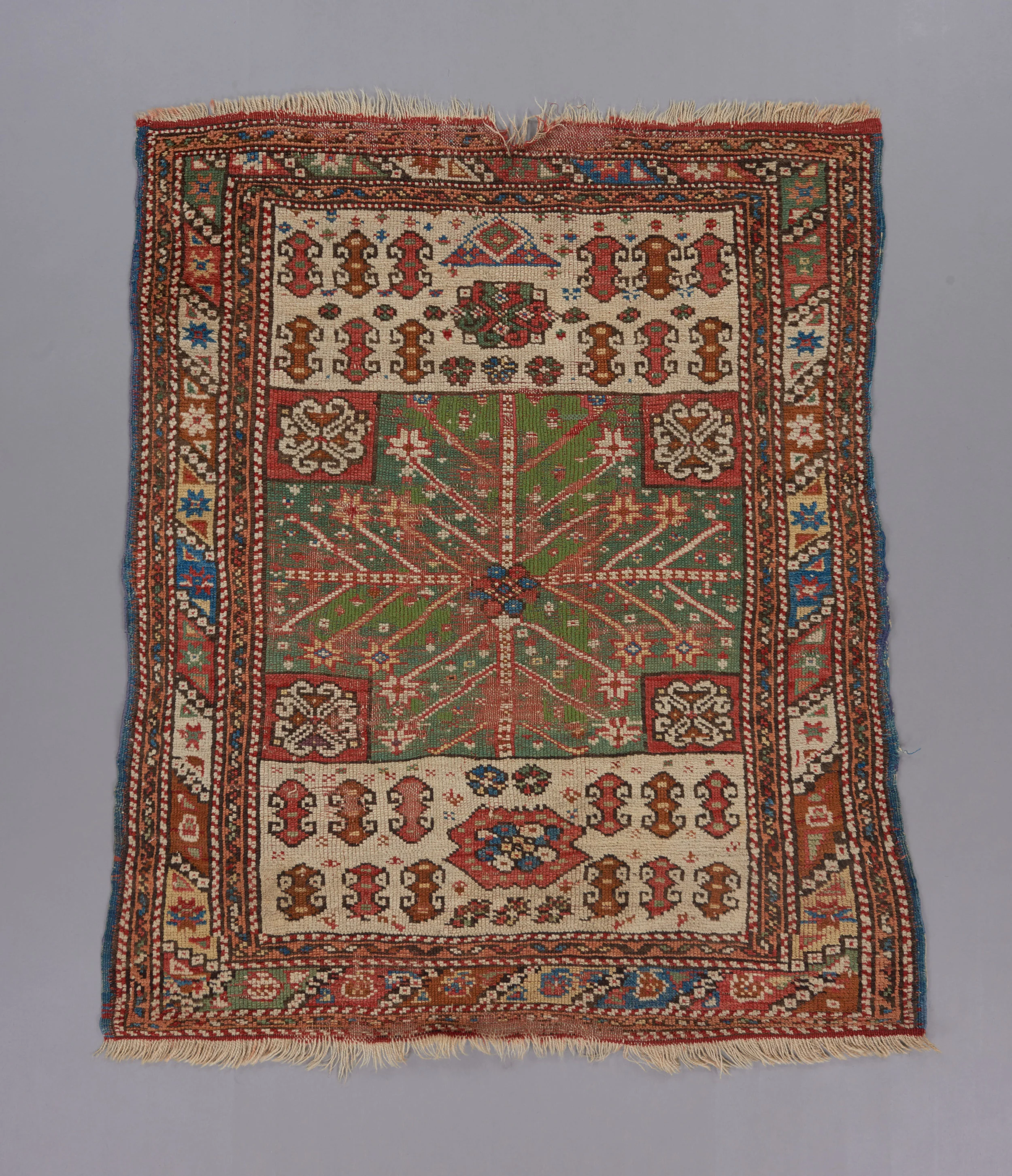 Bergama 1306 3'6%22 x 3'2%22.jpg
