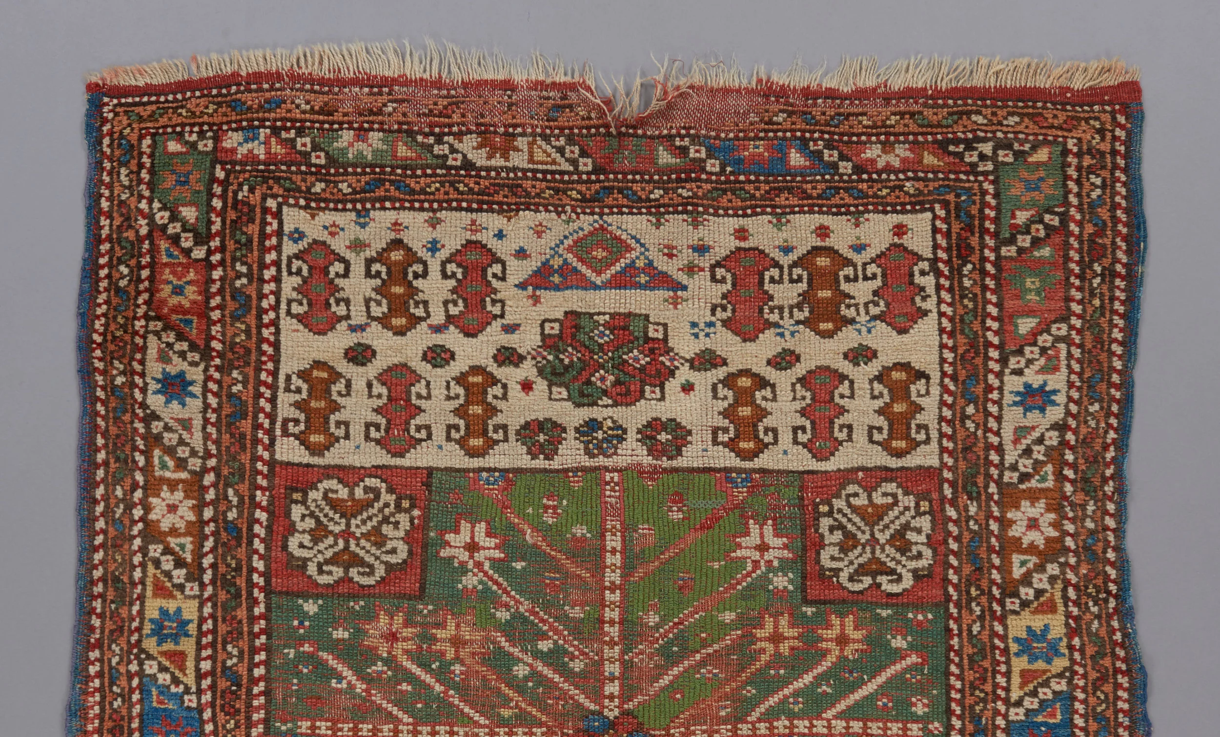 Bergama 1306 3'6%22 x 3'2%22 1.jpg