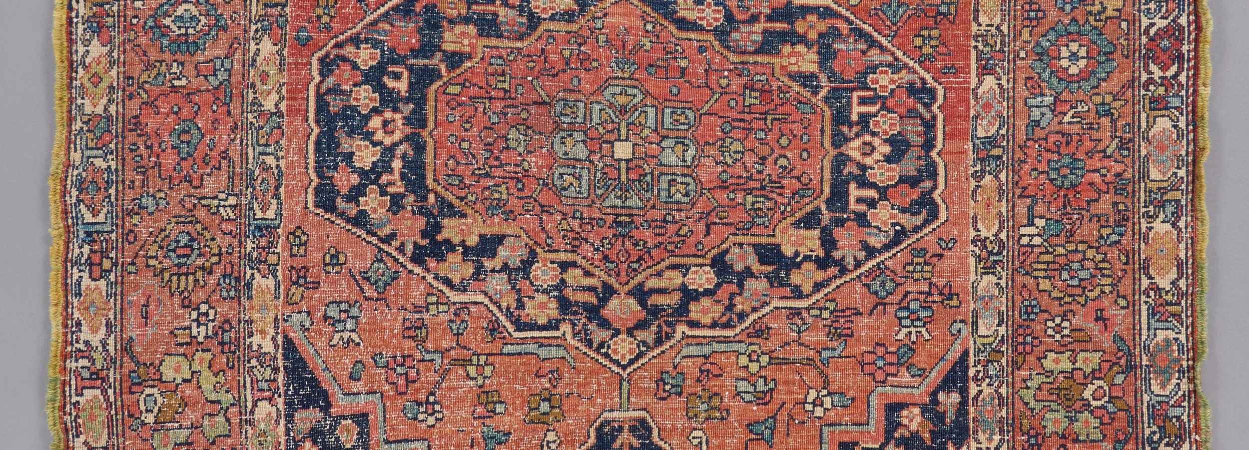 heriz 1526 6' x 4'5%22 1.jpg