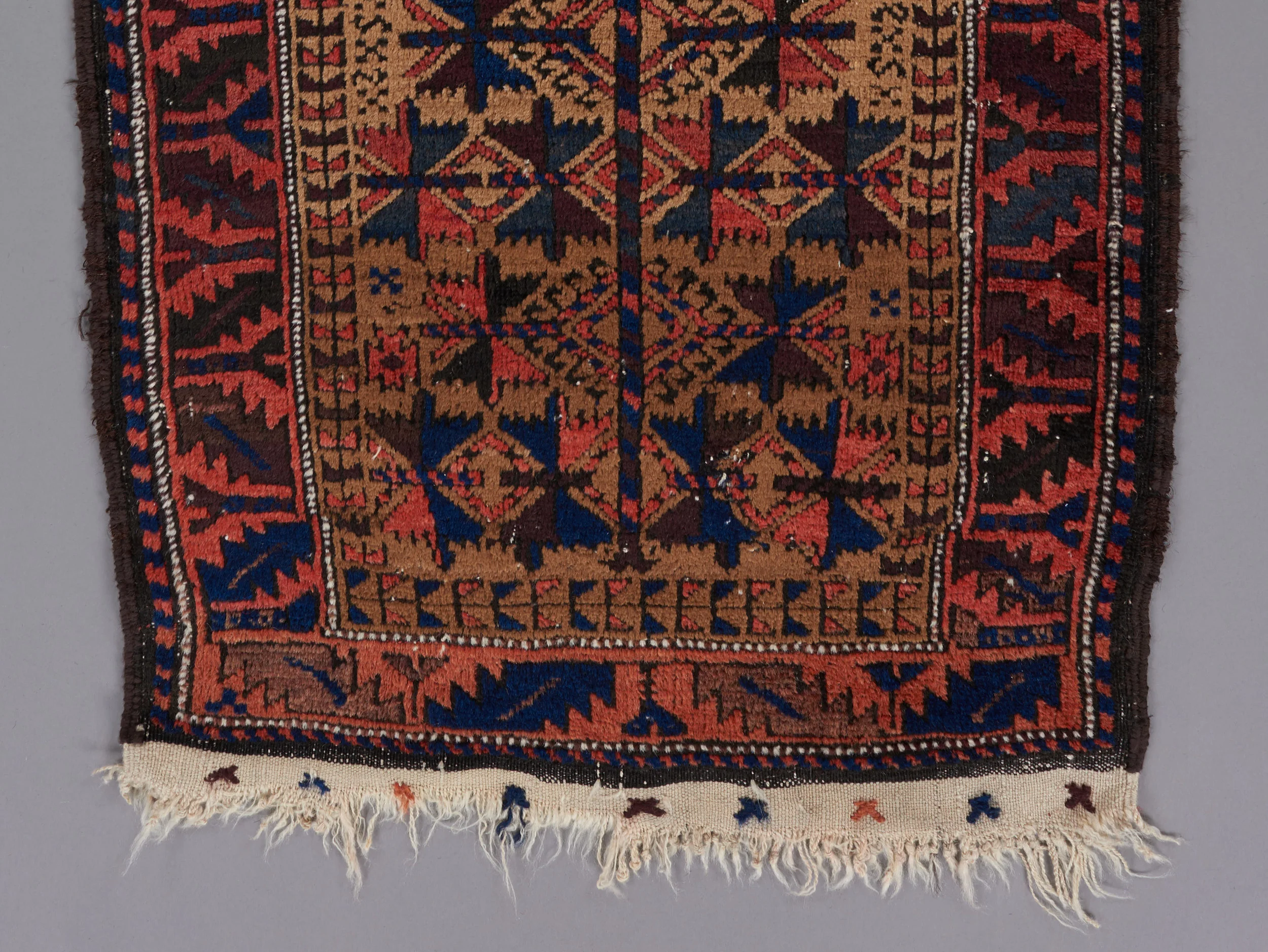 baluch 1334 3'9%22 x 2' 3.jpg
