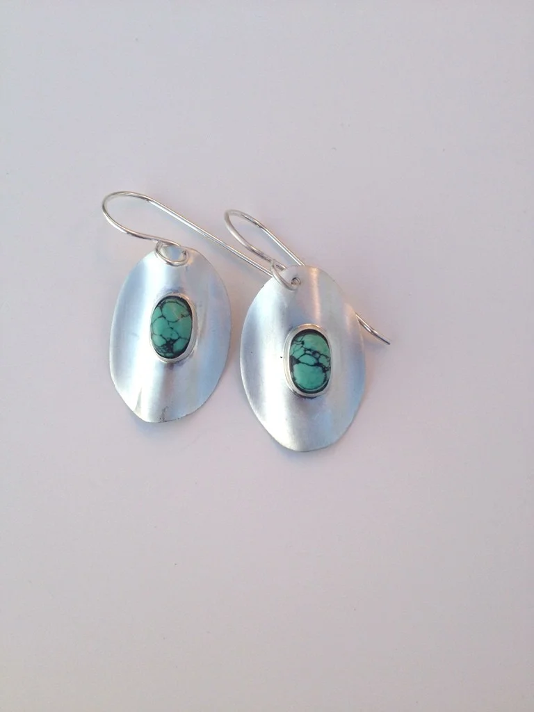 Wave earrings with turquoise