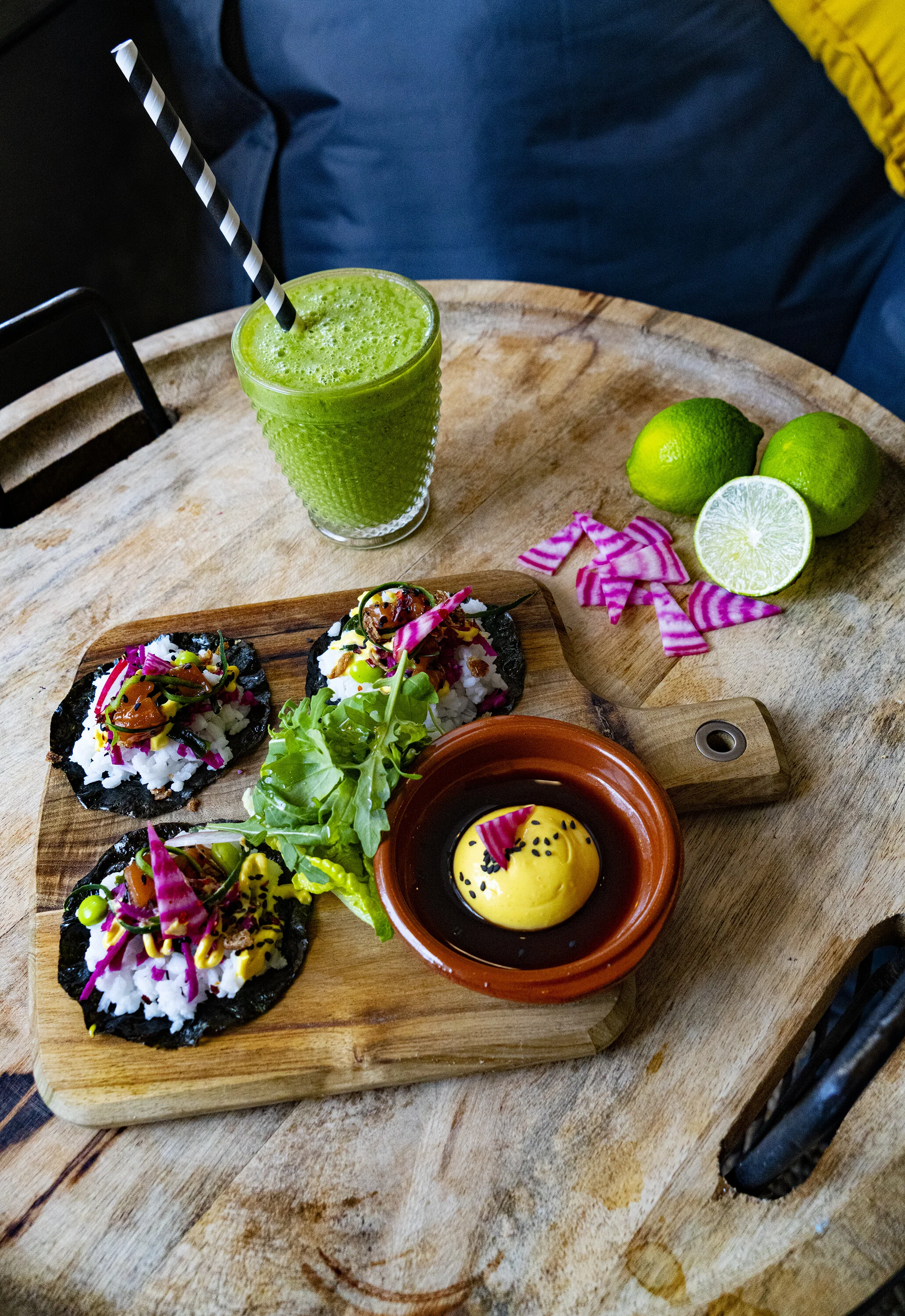 NUDE_CANTEEN_2019_009M.jpg