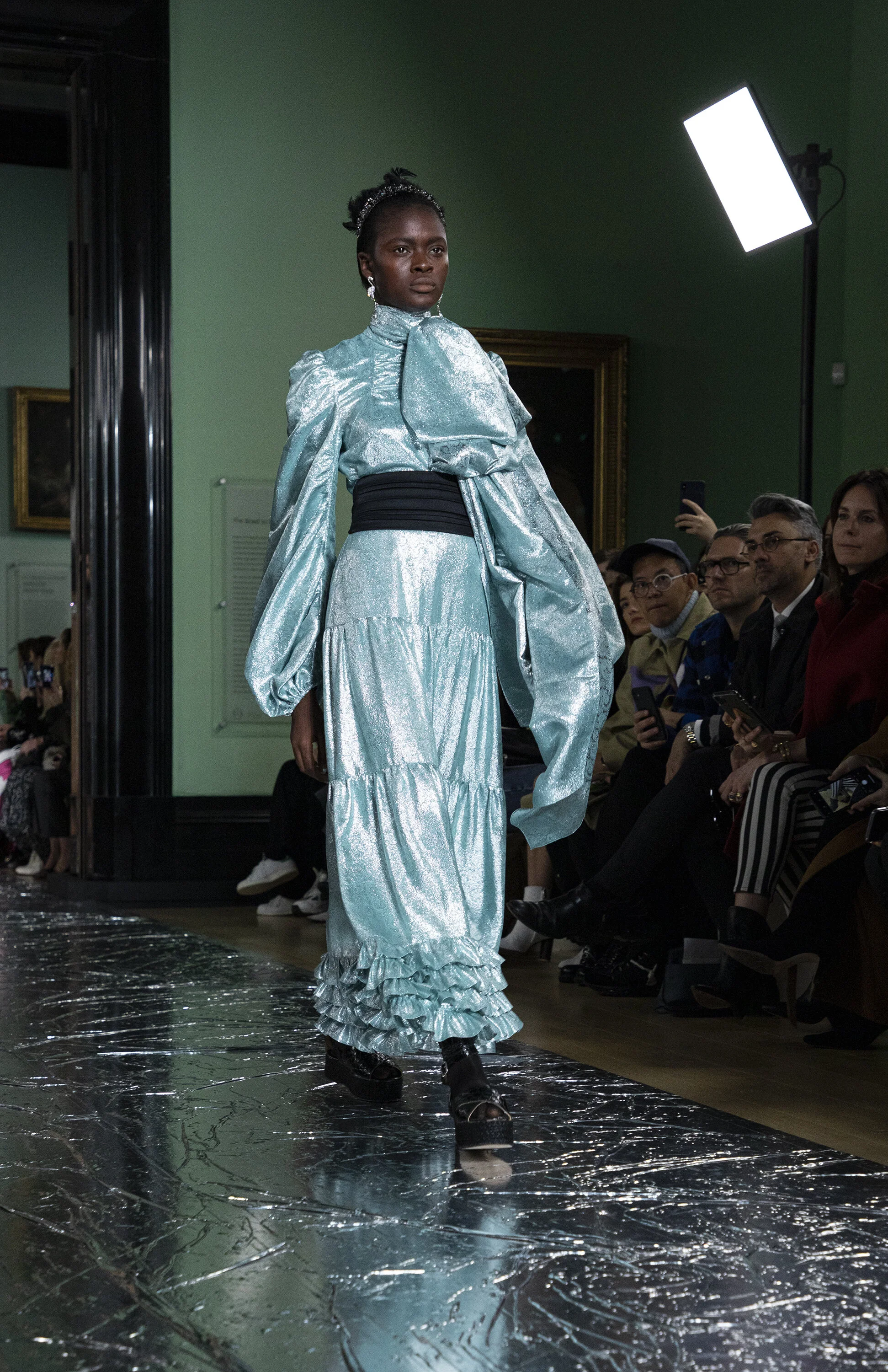 ERDEM_AW20_LFW_C_014_SMALL.jpg