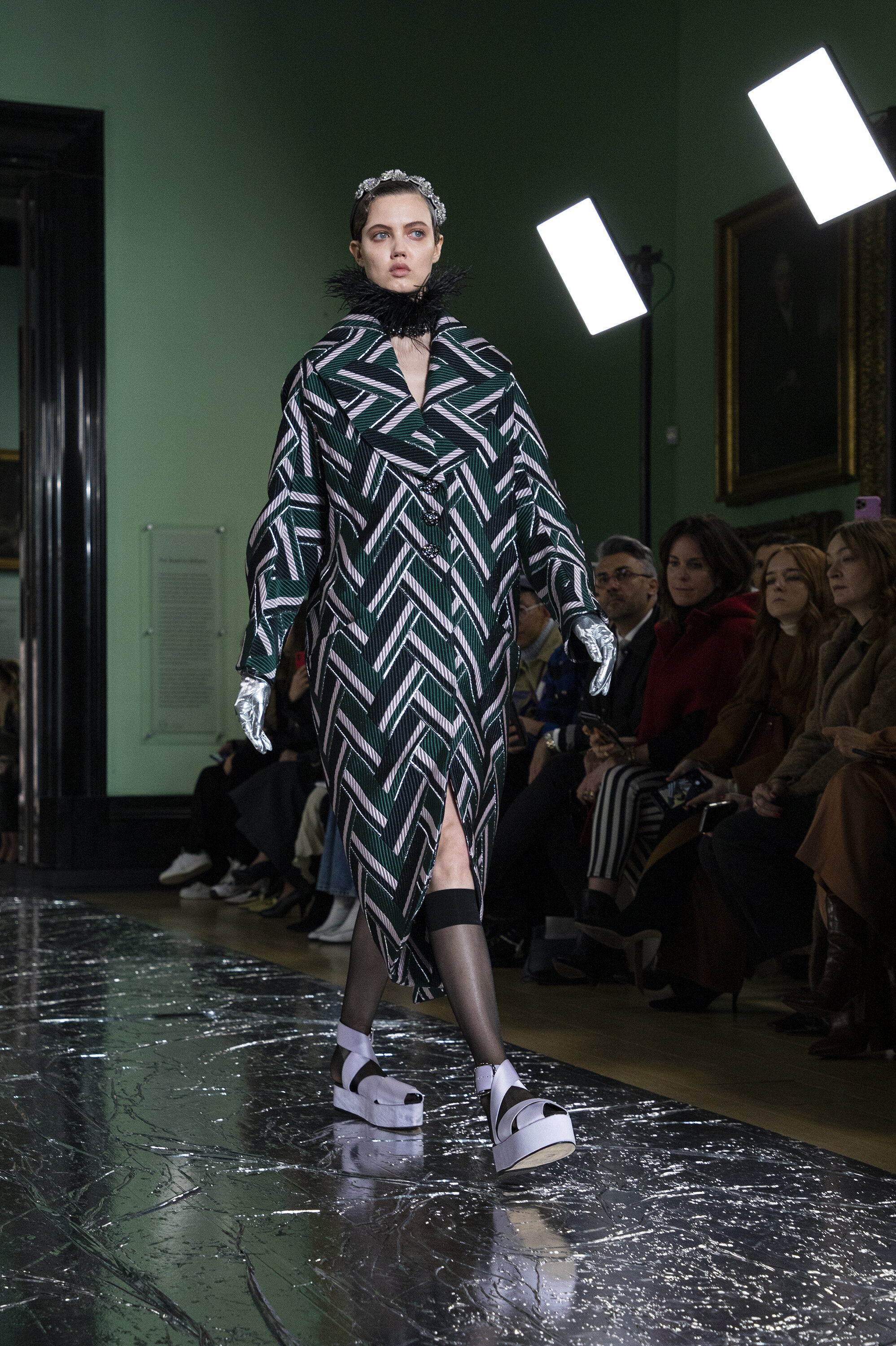 ERDEM_AW20_LFW_C_016_SMALL.jpg
