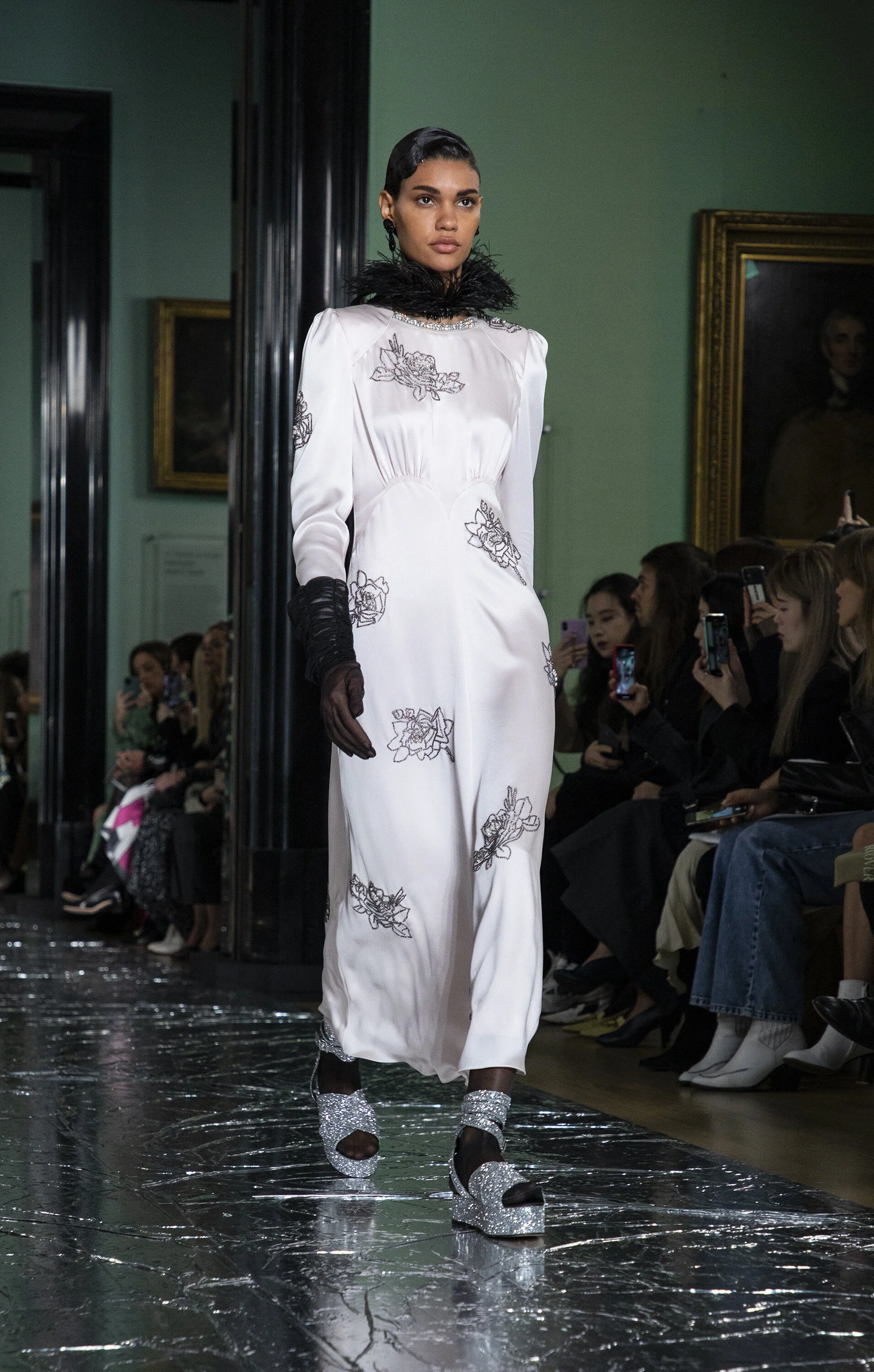 ERDEM_AW20_LFW_C_017_SMALL.jpg