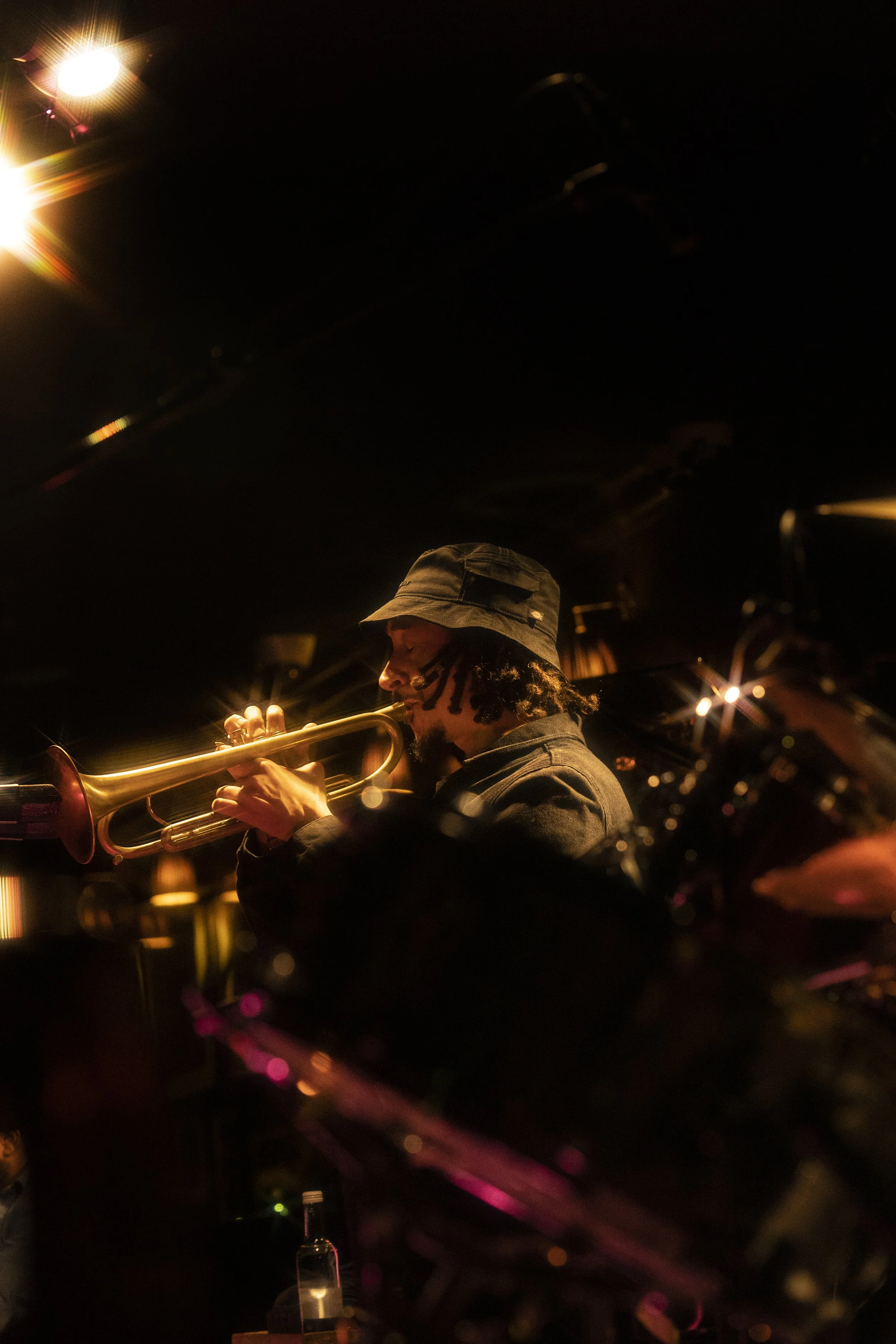 22_10_2022_RONNIE_SCOTTS_THEO_CROKER2_MIX_06.jpg