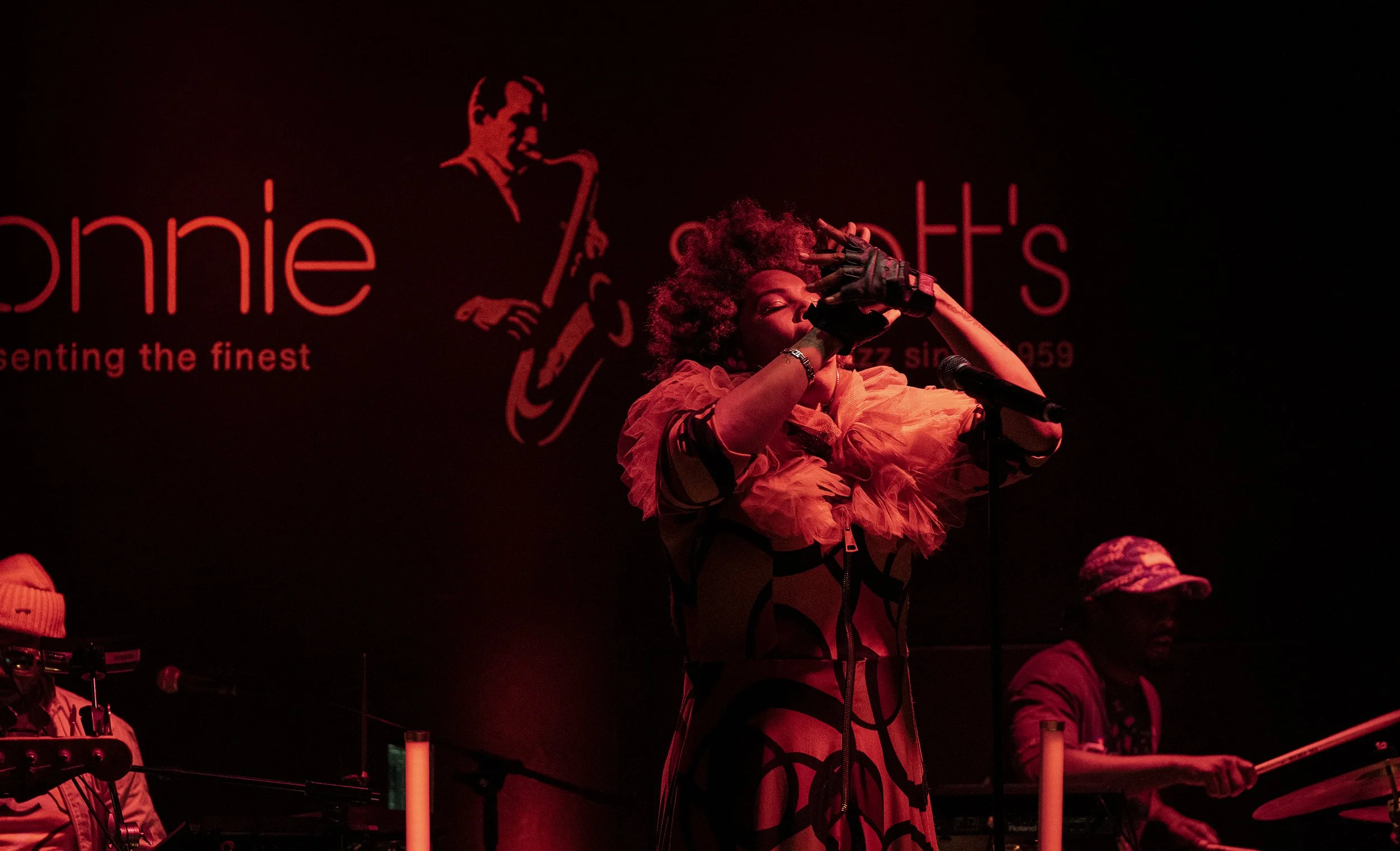 10_11_2022_RONNIE_SCOTTS_MACY_GRAY_0022_M.jpg