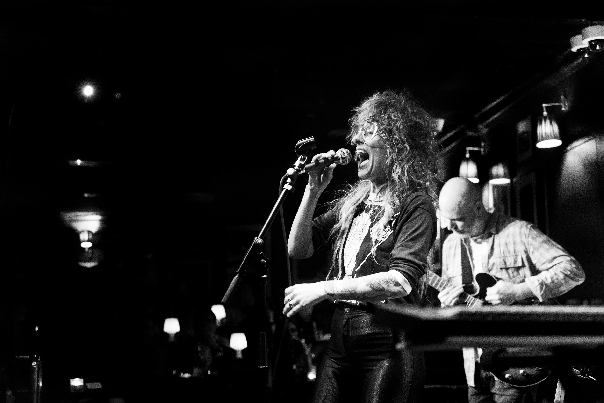 RONNIE_SCOTTS_KENDRA_MORRIS_OO11M.jpg