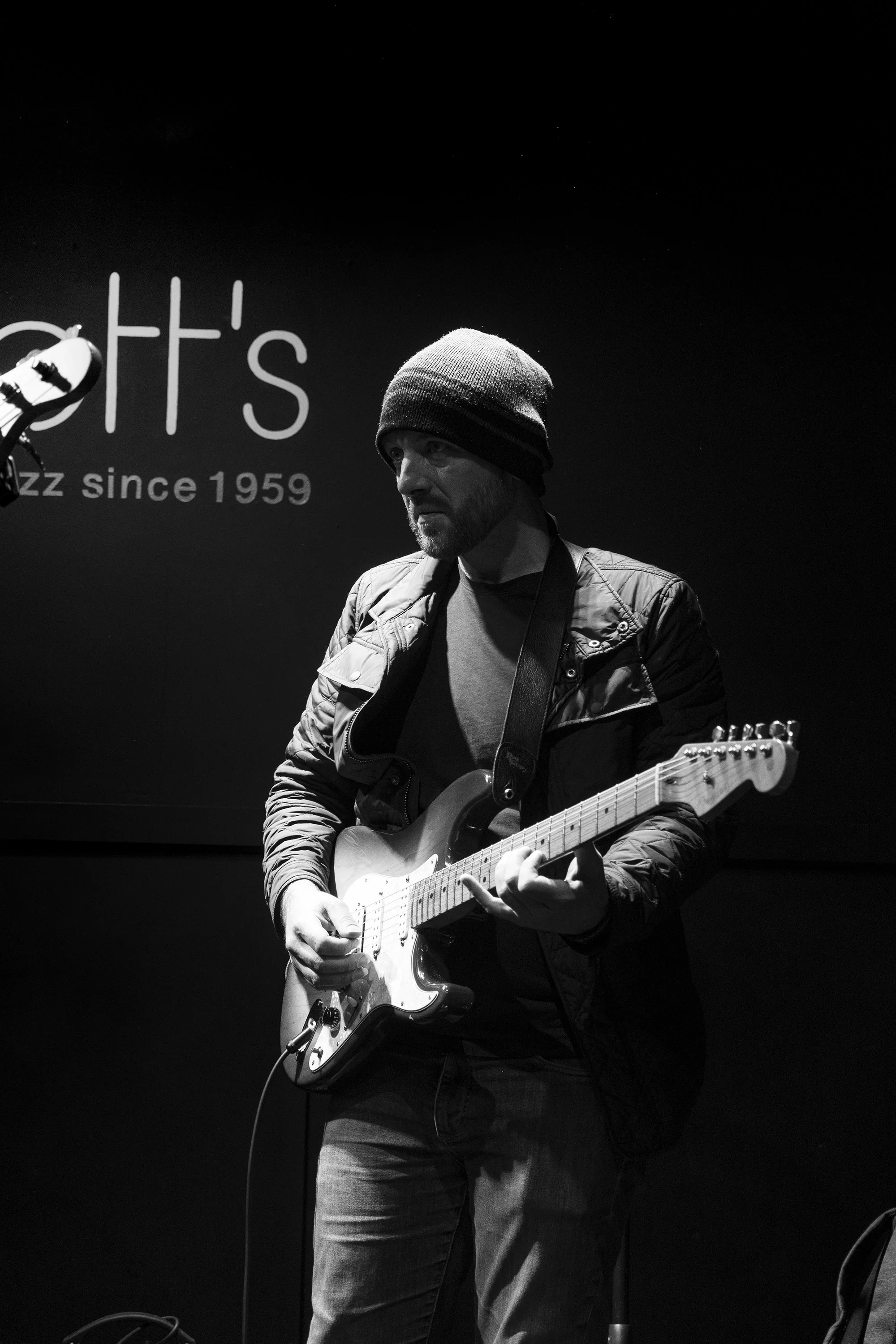21_12_2022_RONNIE_SCOTTS_OLI_HOWE_1008m.jpg