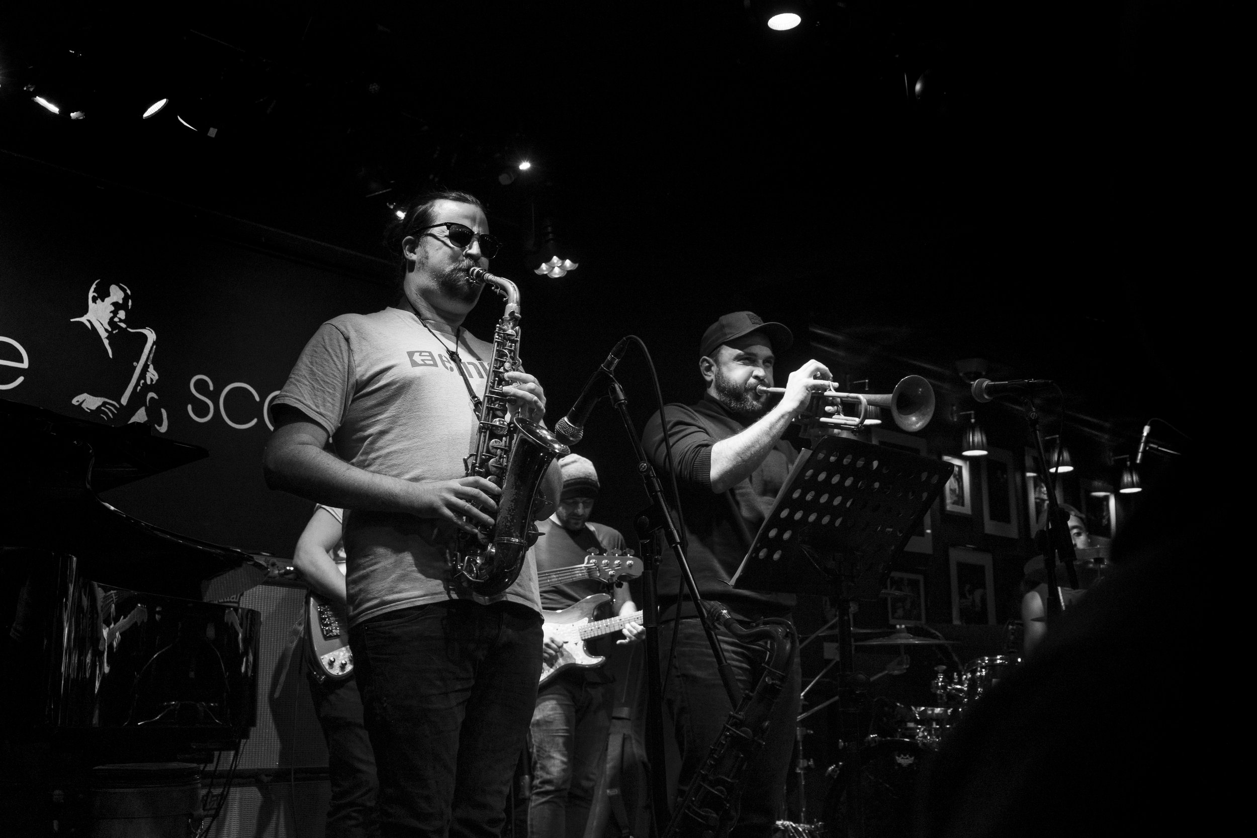 21_12_2022_RONNIE_SCOTTS_OLI_HOWE_10010.jpg