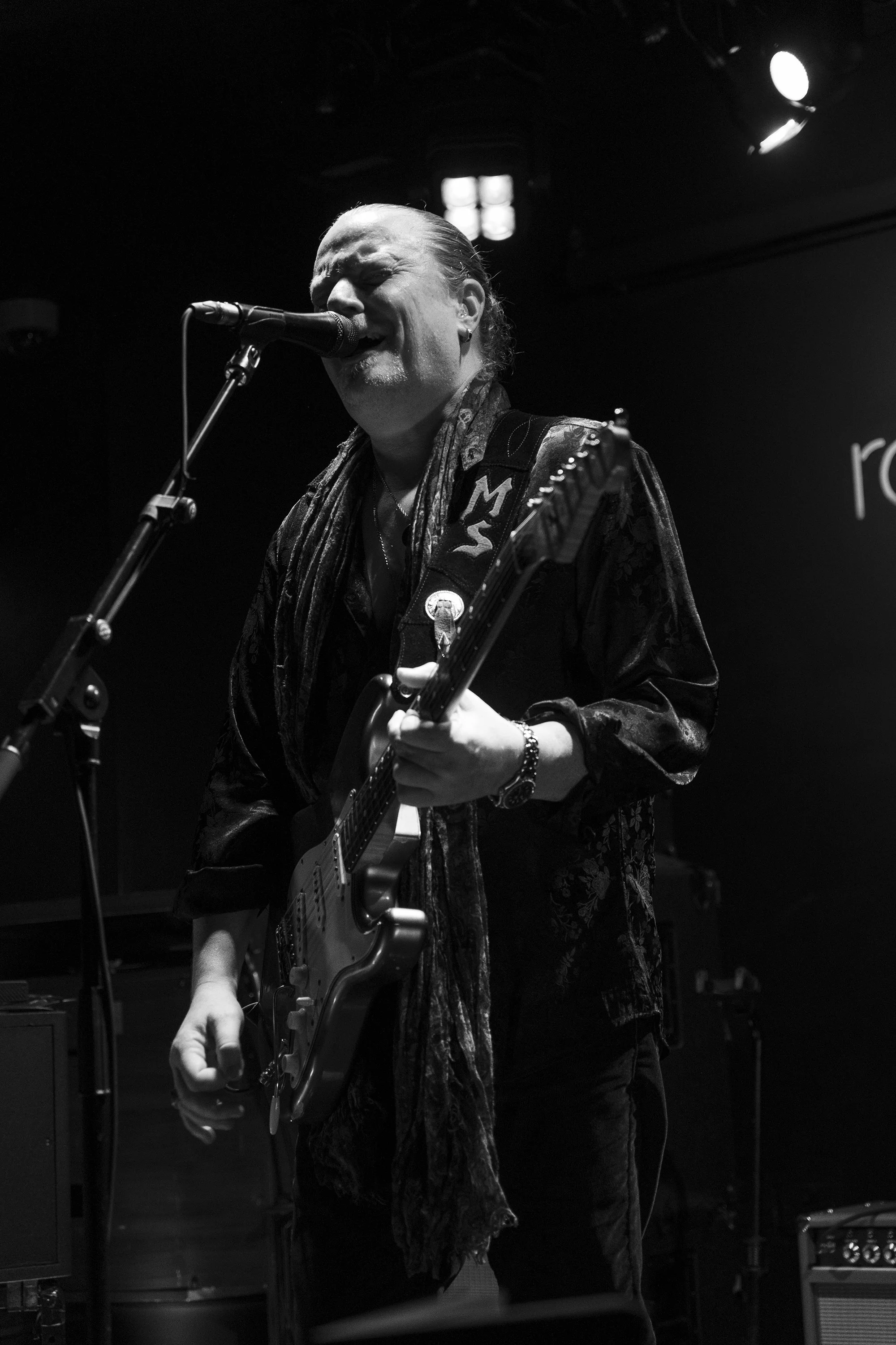 RONNIE_SCOTTS_05-05-23_MATT_SCHOFIELD_00100m.jpg
