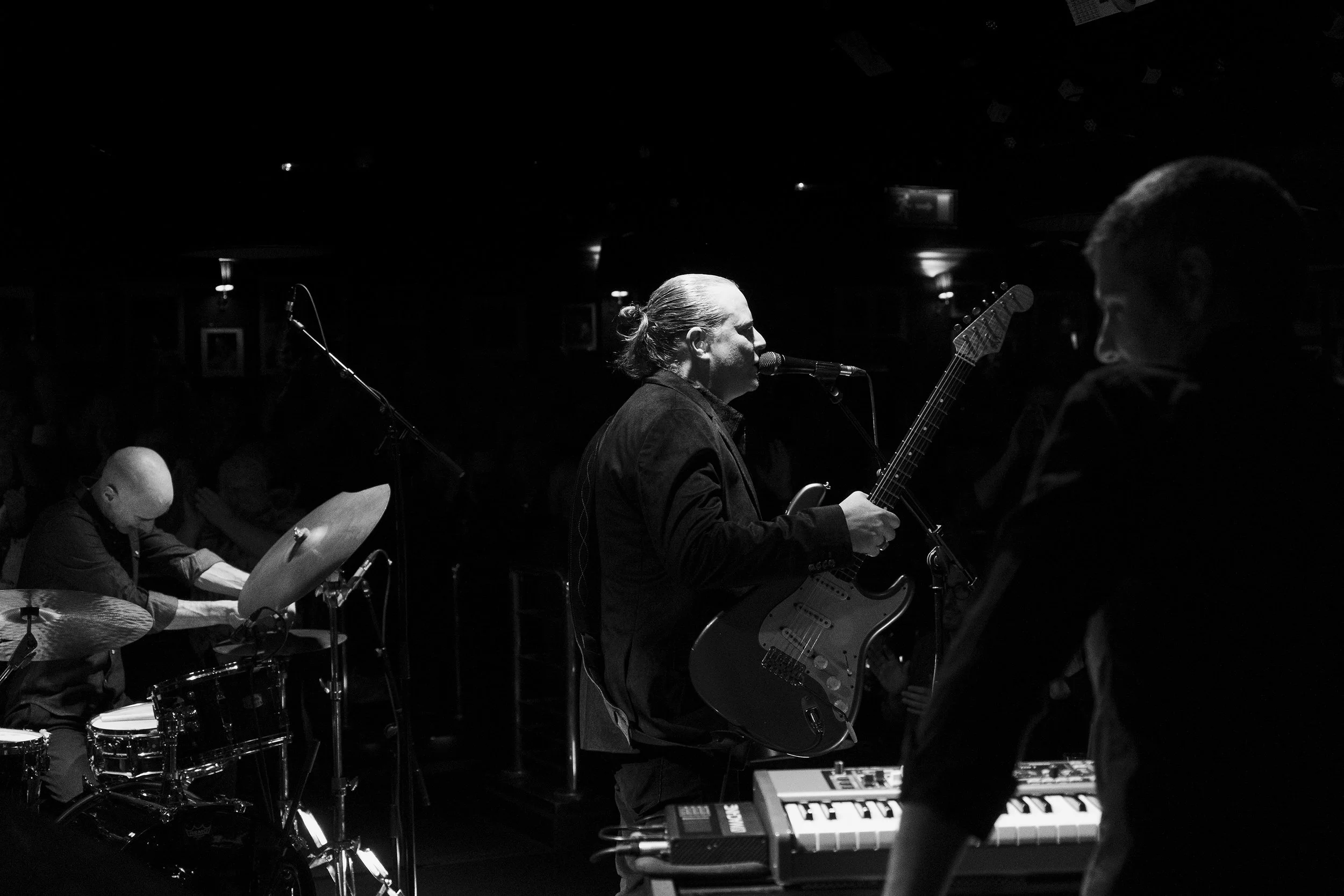 RONNIE_SCOTTS_05-05-23_MATT_SCHOFIELD_003391m.jpg