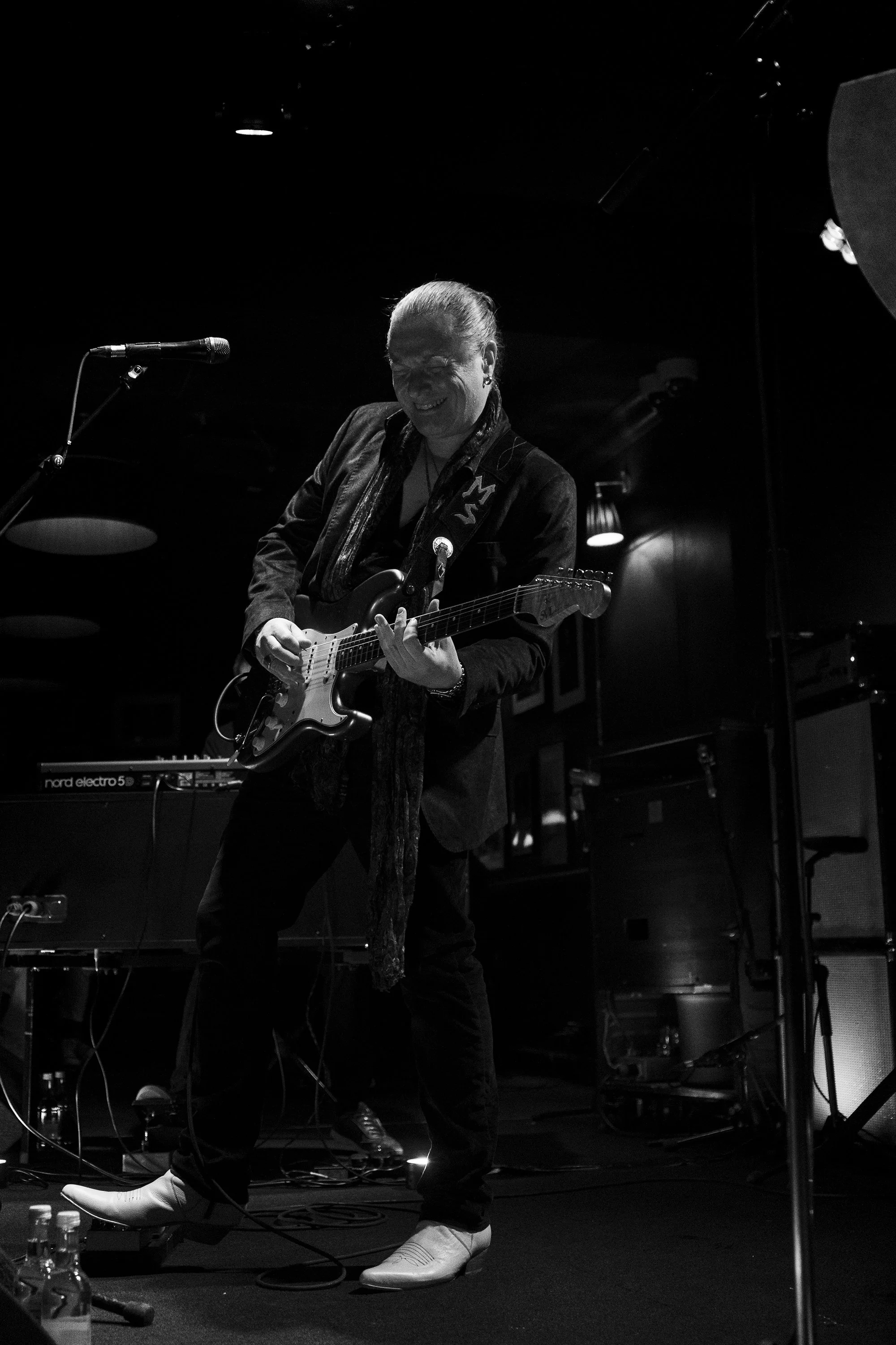 RONNIE_SCOTTS_05-05-23_MATT_SCHOFIELD_003330m.jpg
