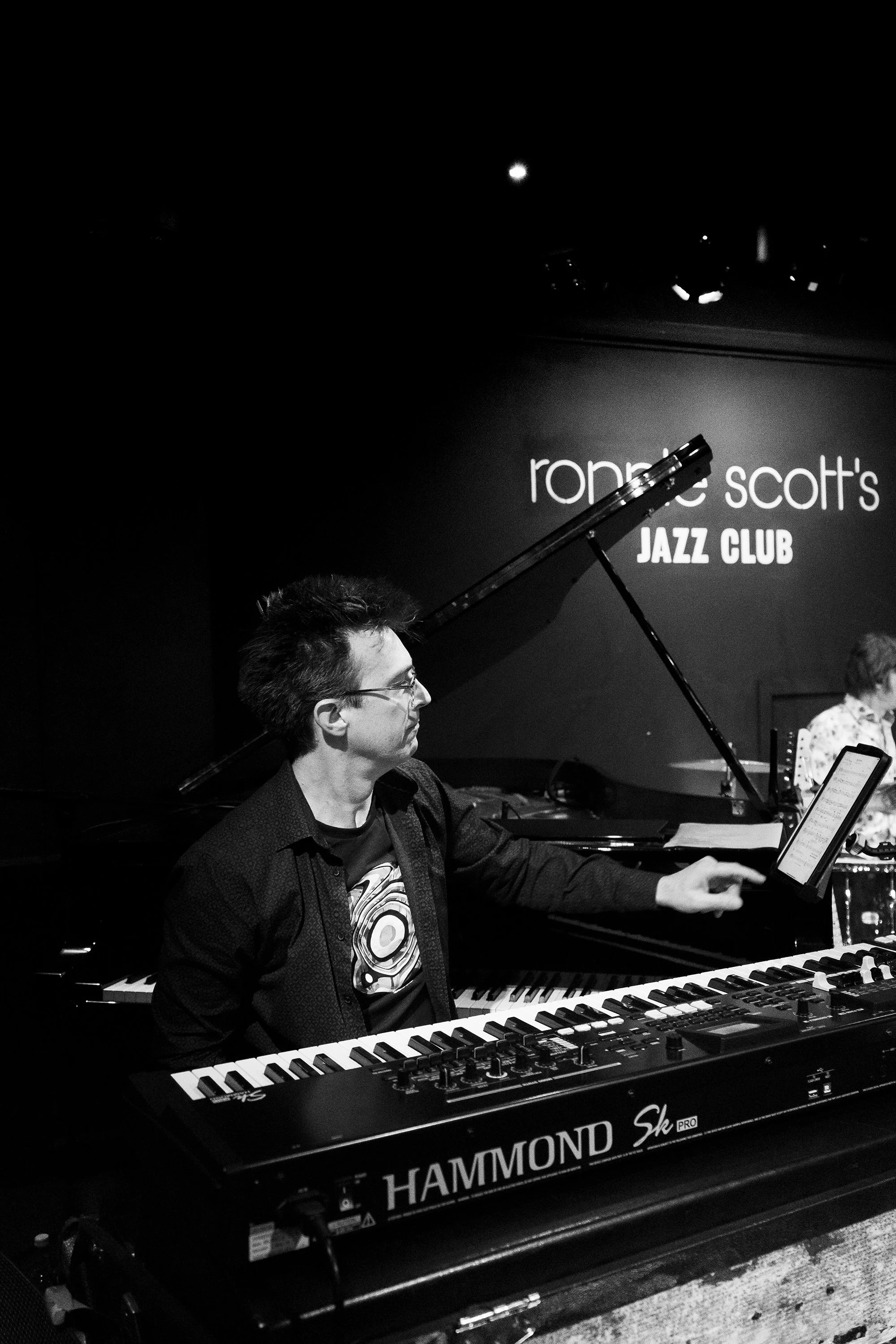 RONNIE_SCOTTS_23_05_2023_RedtenbacherS_Funkestra _DSC05855M.jpg