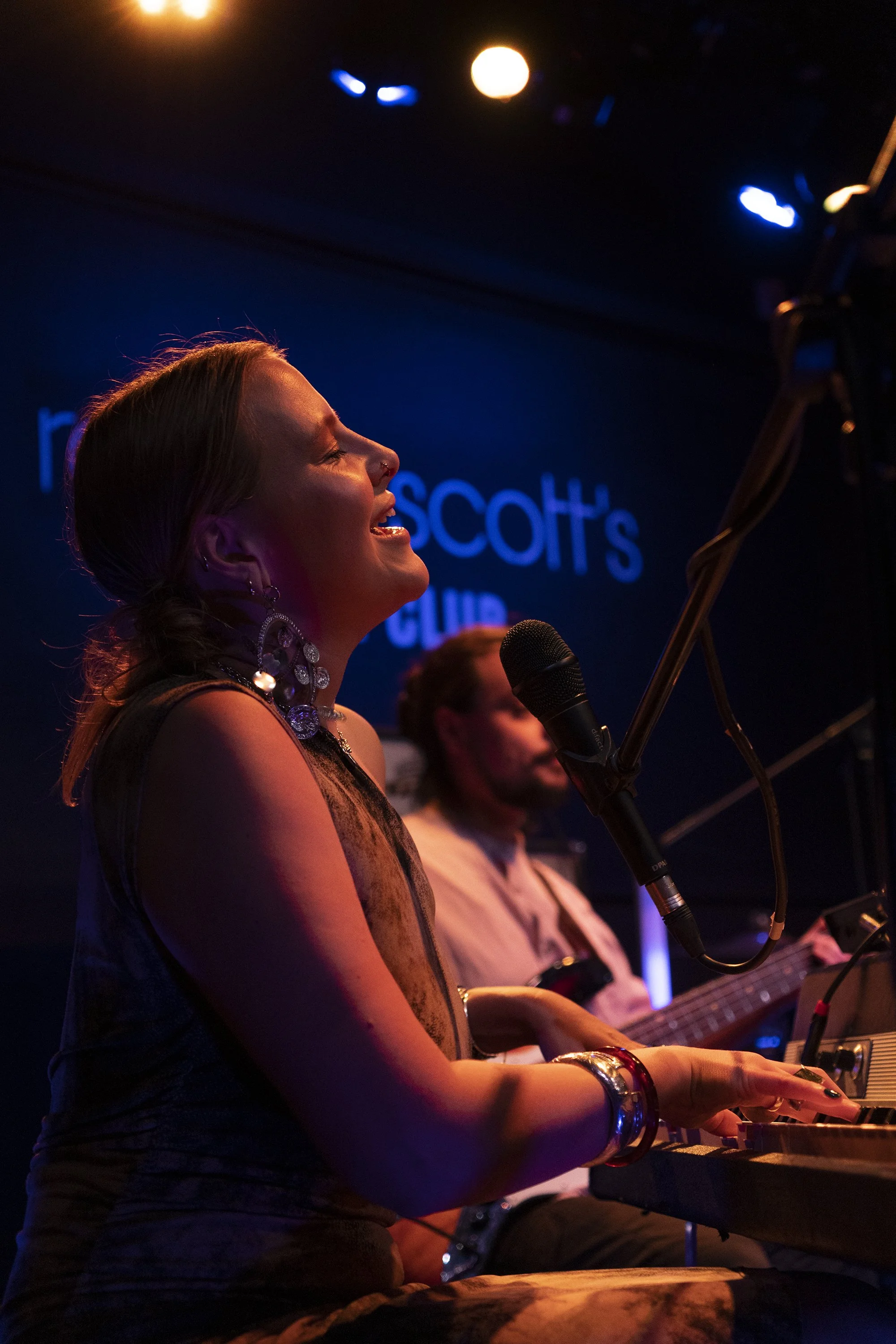 RONNIE_SCOTTS_04_05_23_ALLYSHA_JOY_001M.jpg